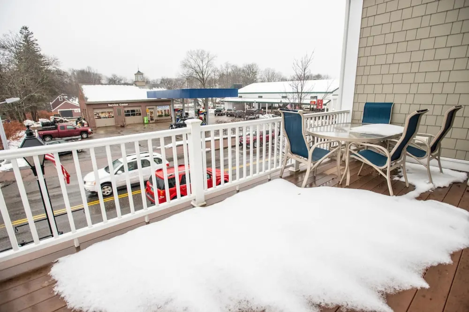 Capital Resorts - 84 Main