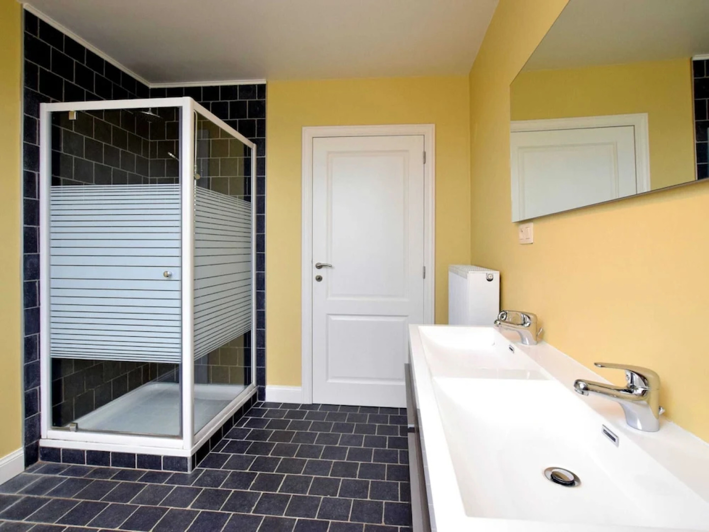 Holiday Home in Hastiere With Meuse Valley Views