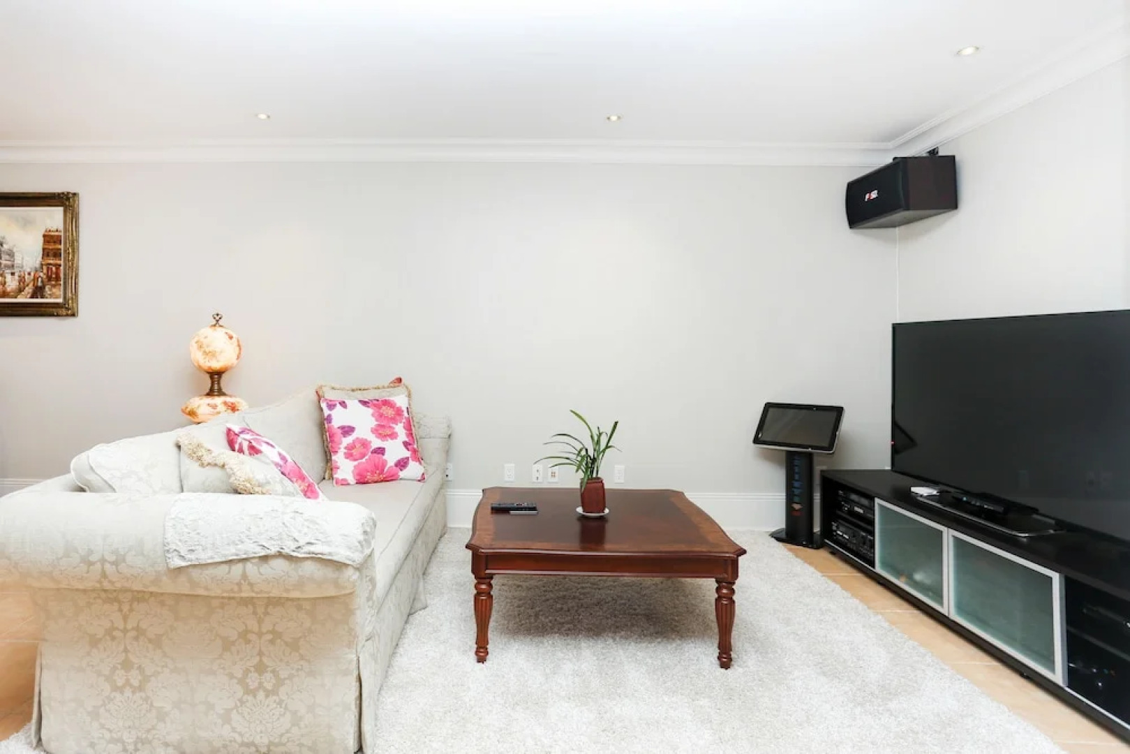 Charming Suite Cypress by Elevate Rooms