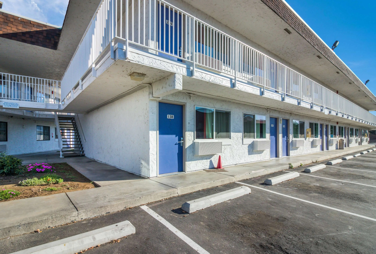 Motel 6 Moses Lake, WA