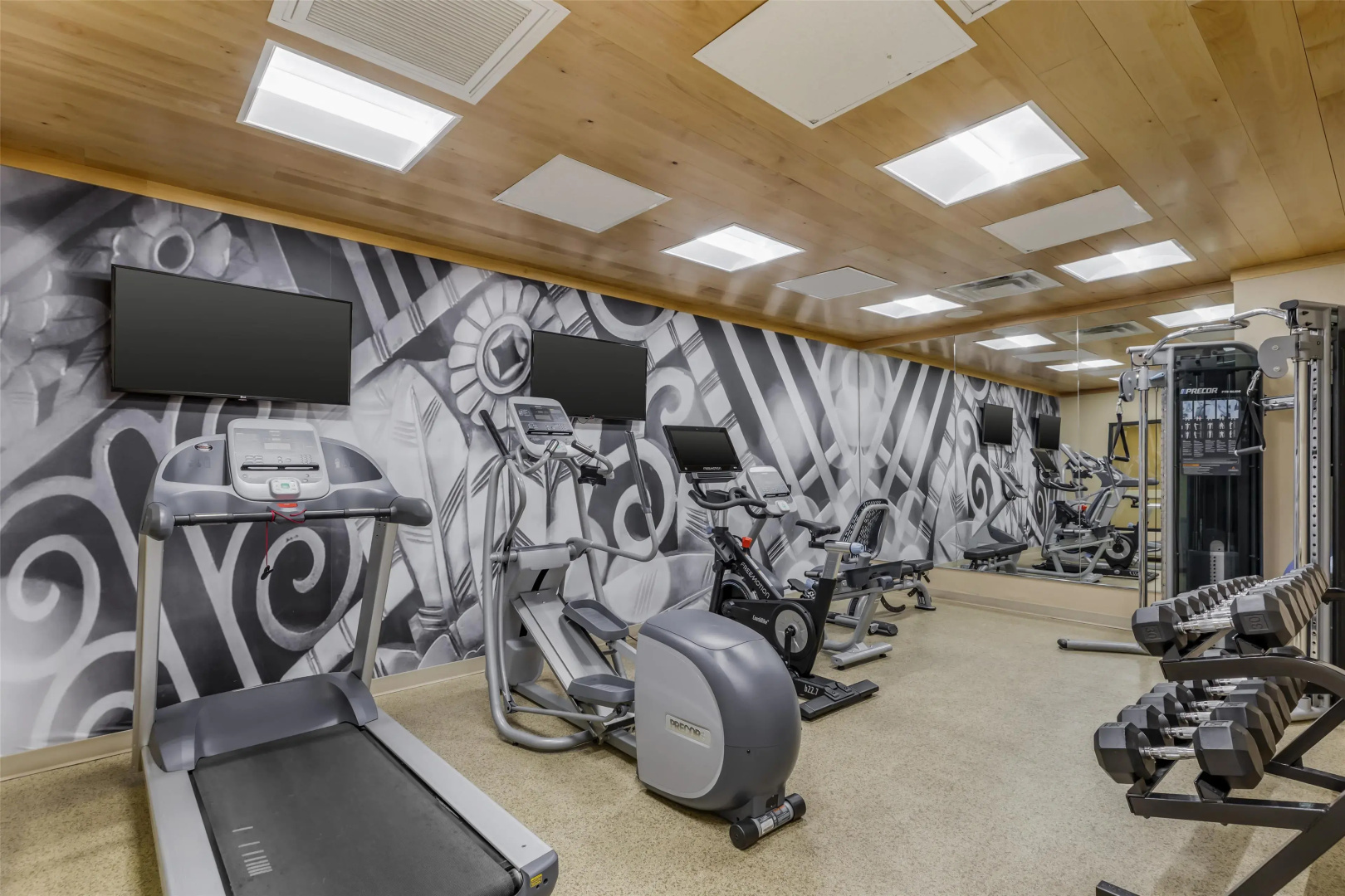 Best Western Plus Hudson Hotel & Suites