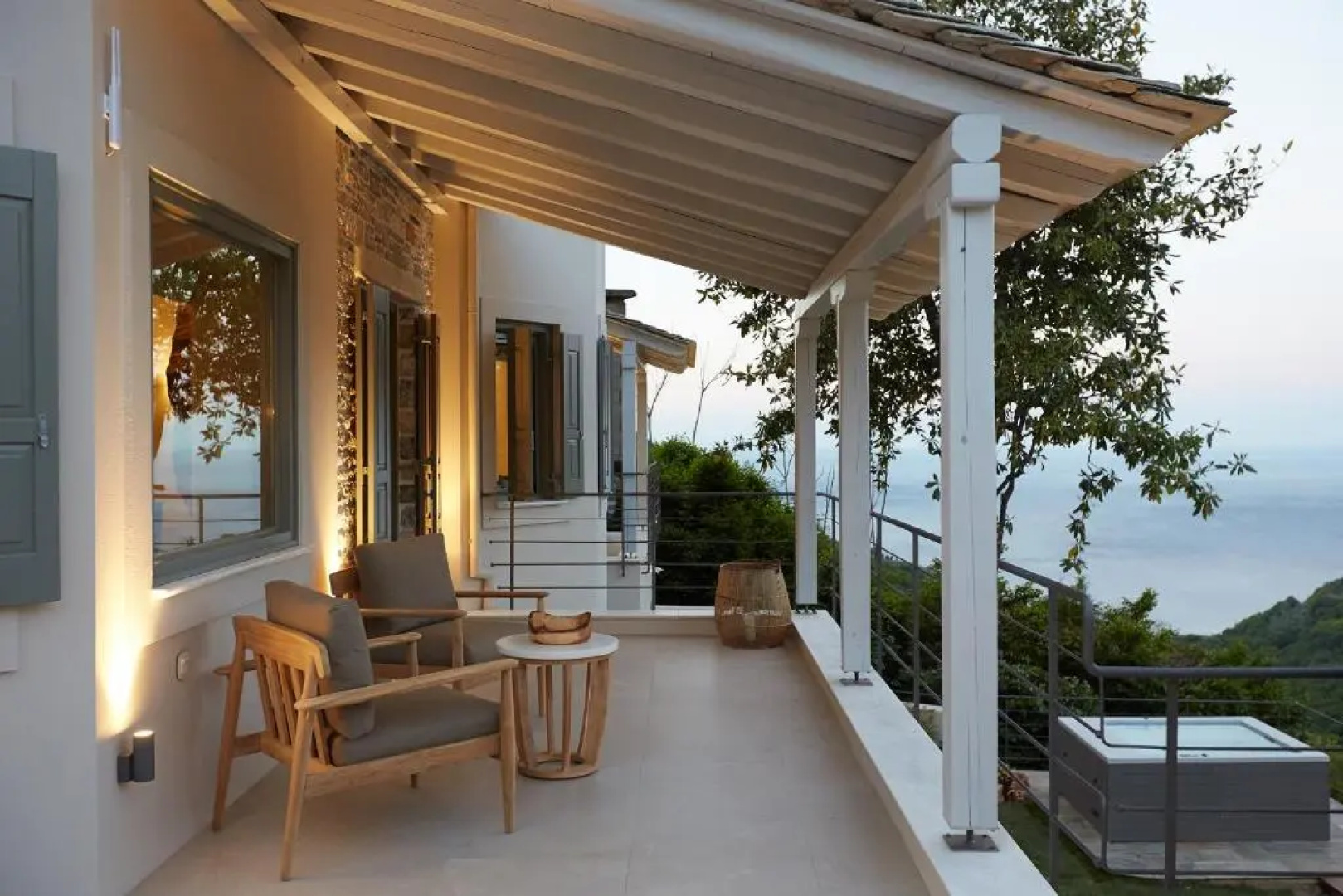Sunrise Garden Hills