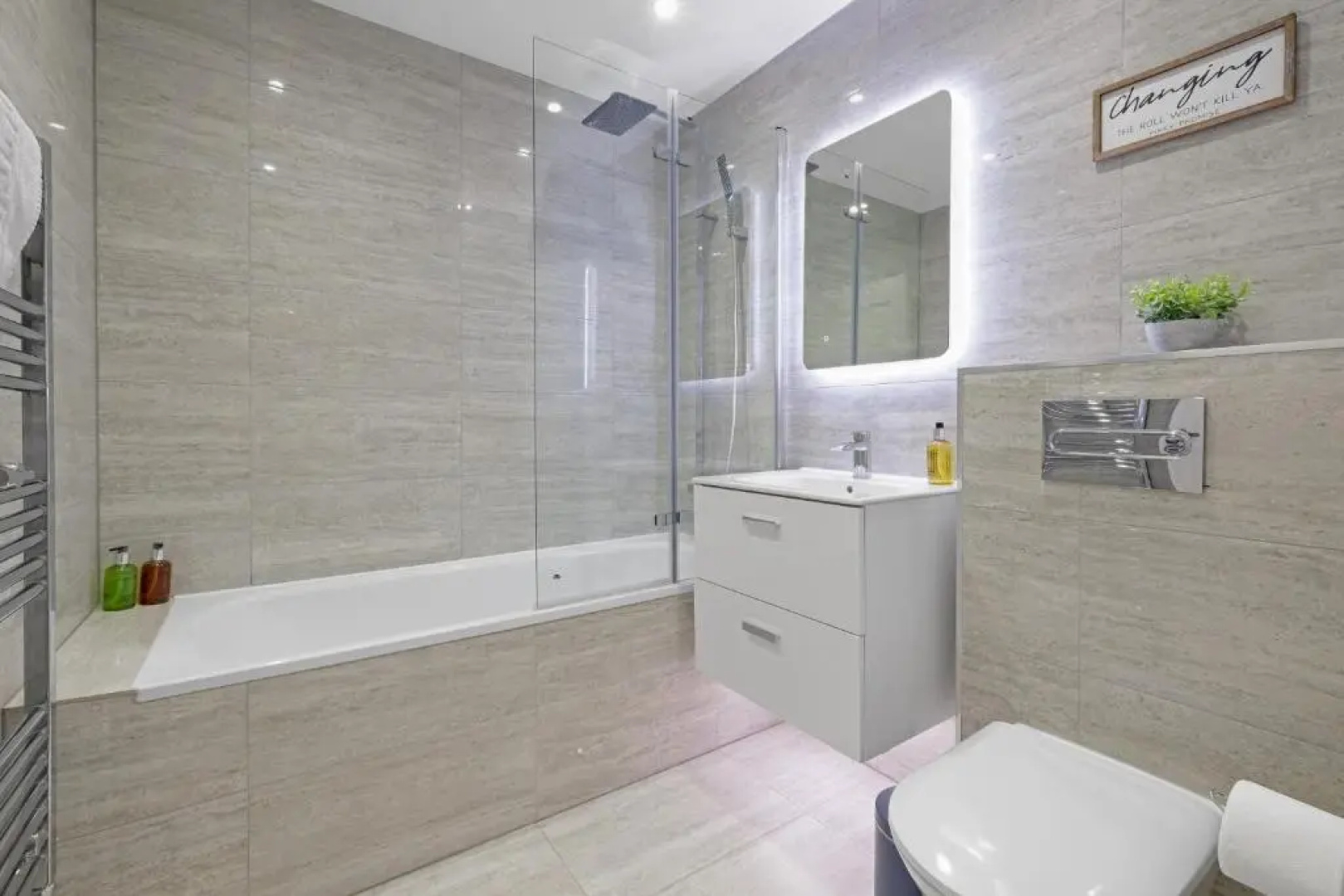 Crown Place 2 & 3 Bedroom Luxury Apts. with Parking in Shepperton