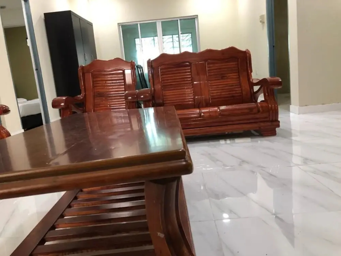 OYO 90342 Sena Home Homestay #828