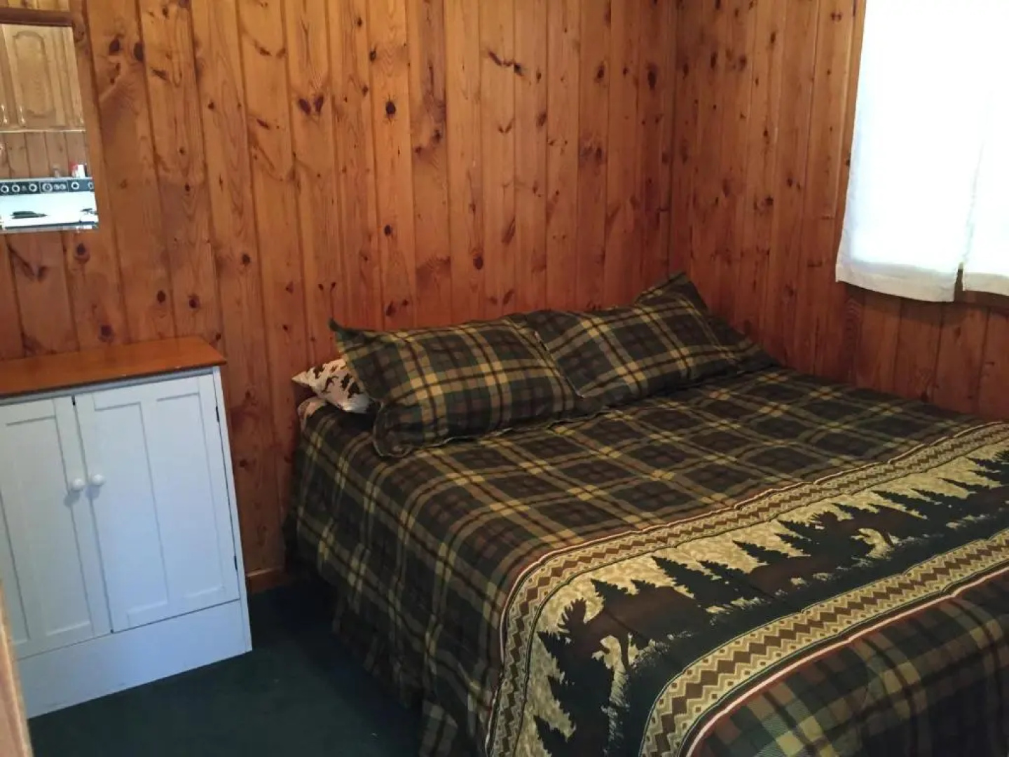 Dunrovin Resort