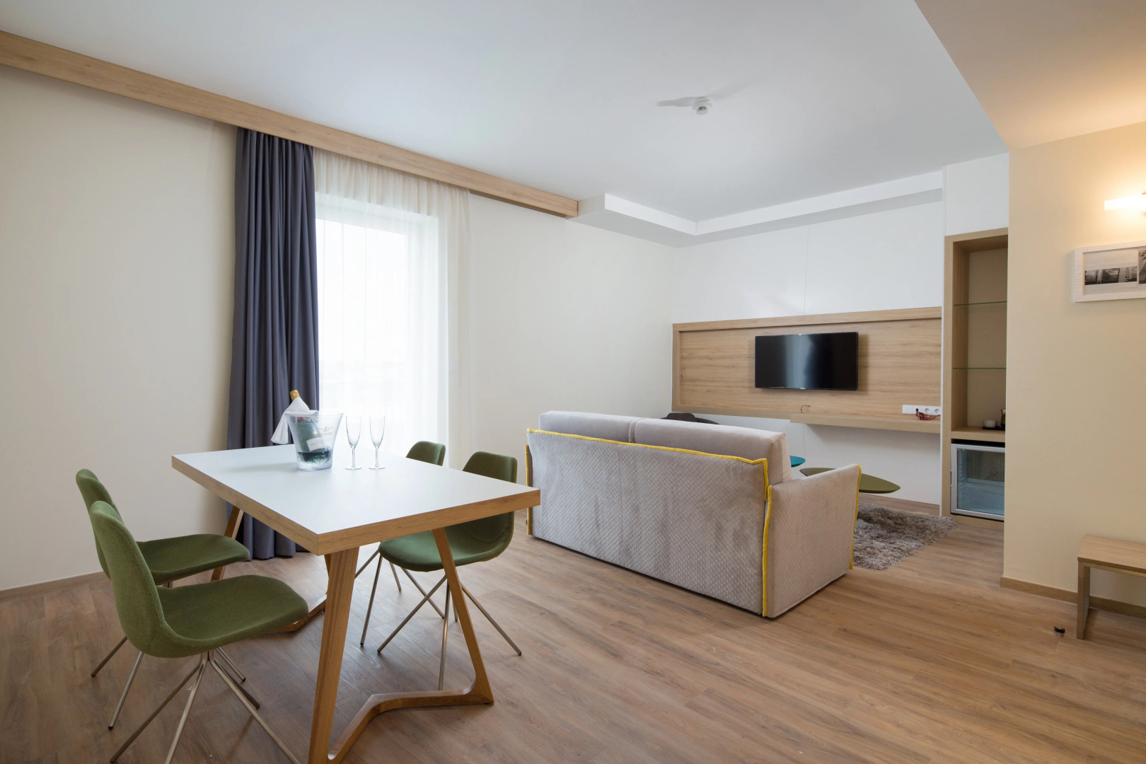 Akeah Verdi Budapest