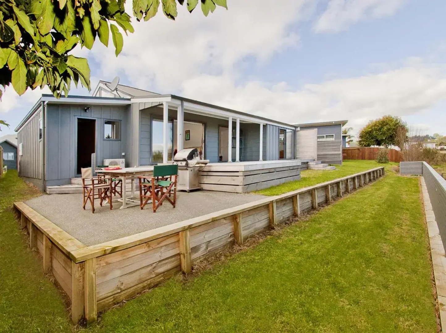 Sea Breeze - Whangamata Holiday Home