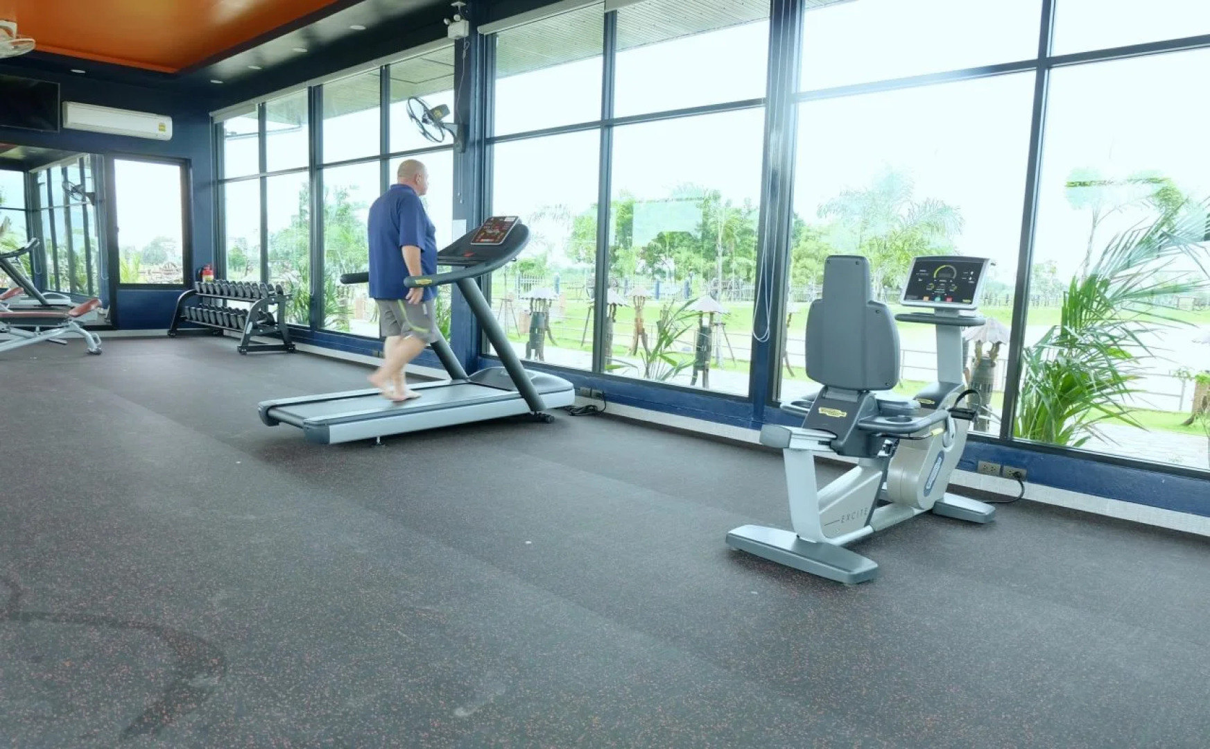 Infinity See Sun Resort