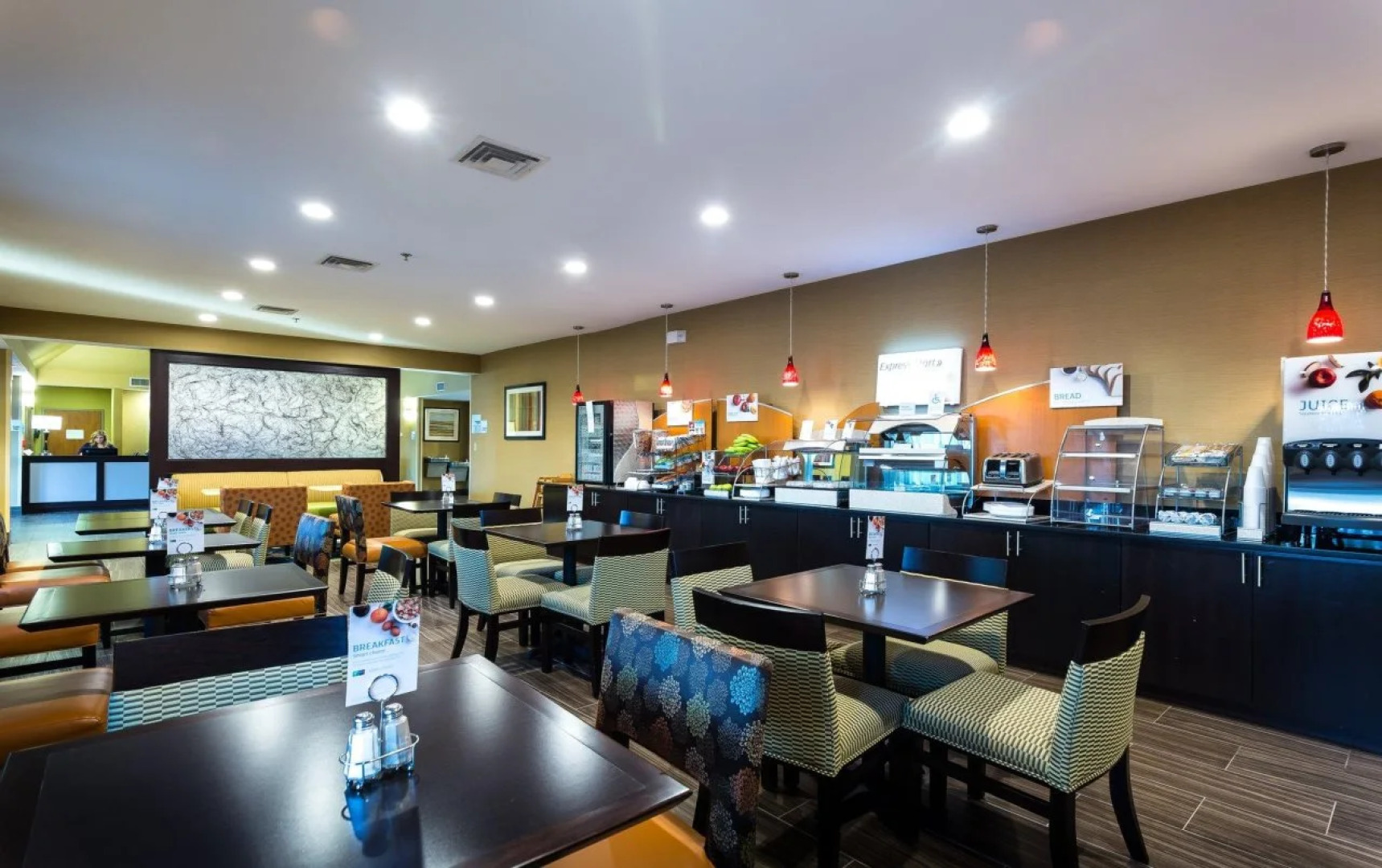 Holiday Inn Express Hotel & Suites Edmond by IHG