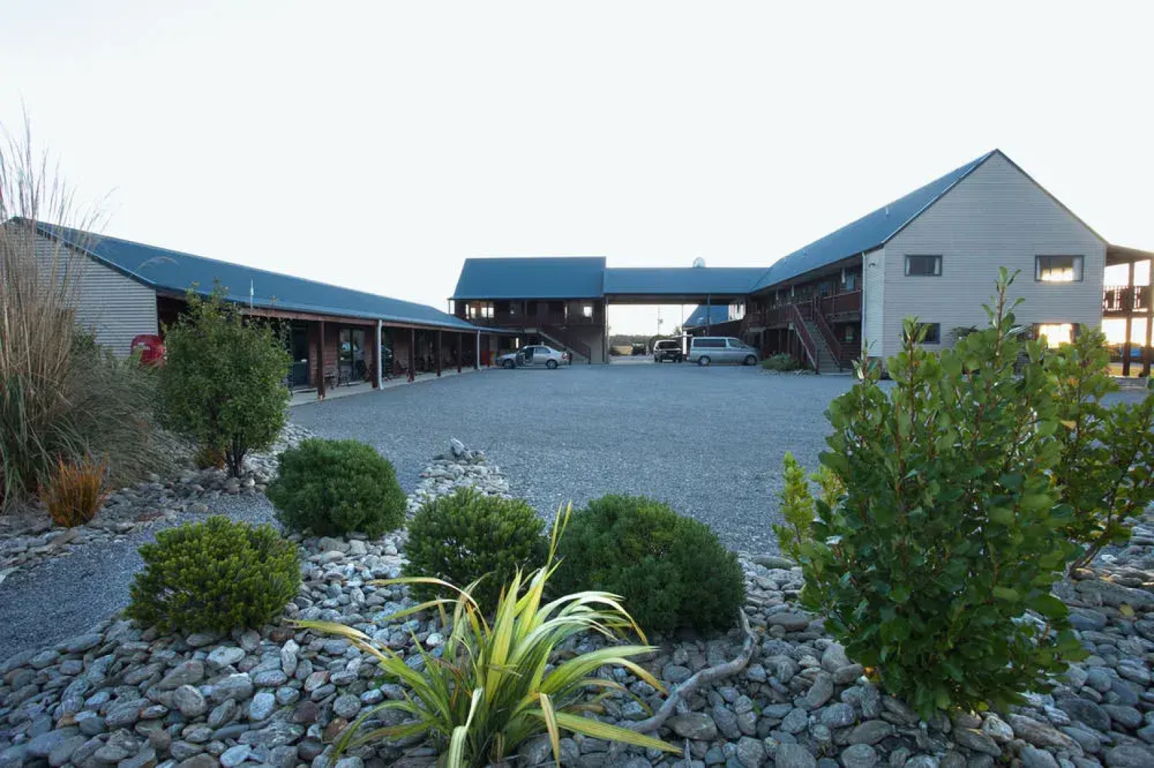 Haast River Top 10 Holiday Park