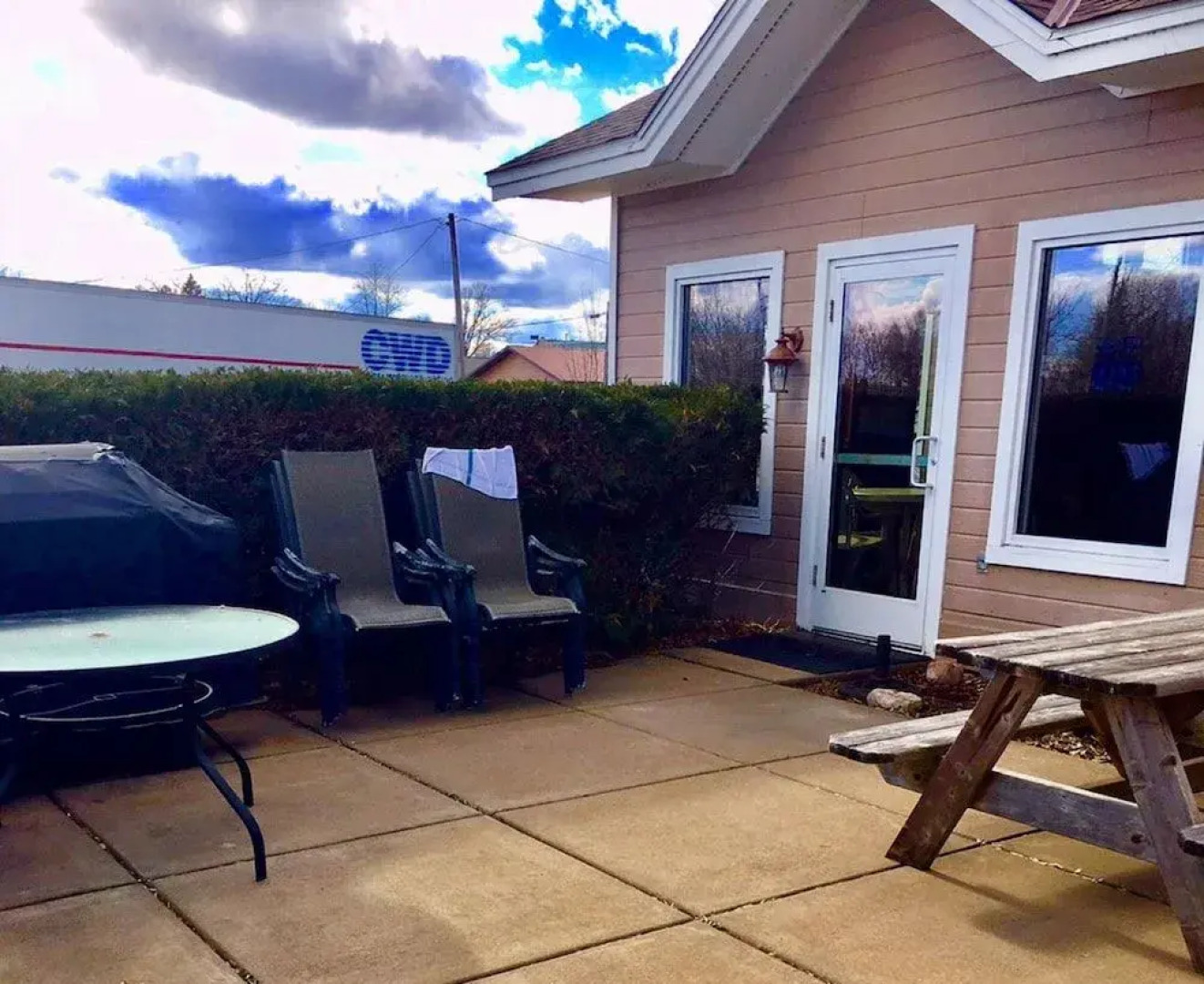 Country Inn Deerwood