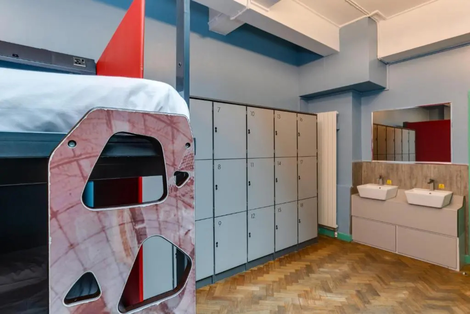 Clink 261 Hostel