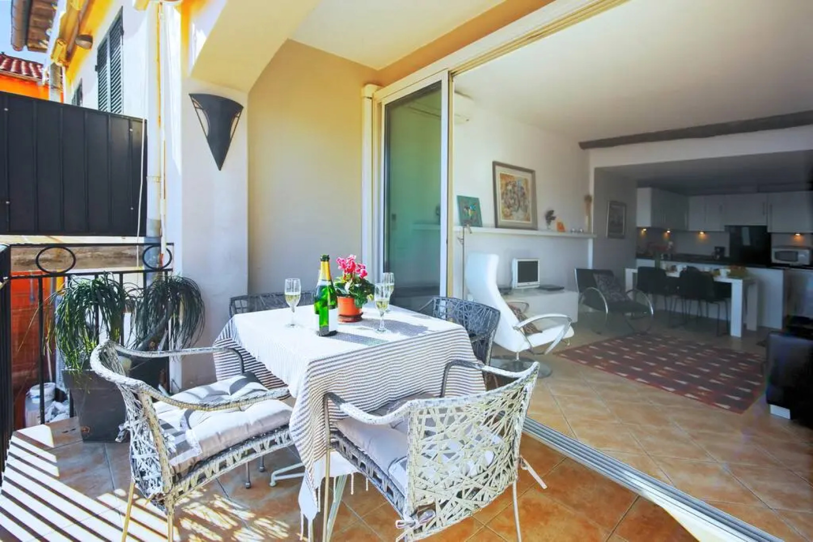 Sea View Apartment in the Old Town - Air conditioning!