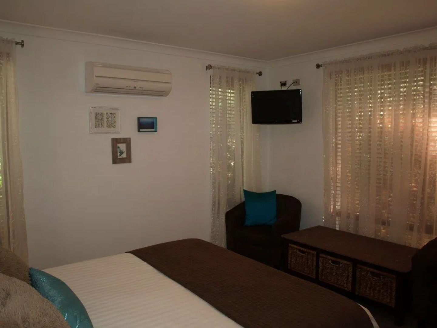 Baudins Bed & Breakfast - Adults Only