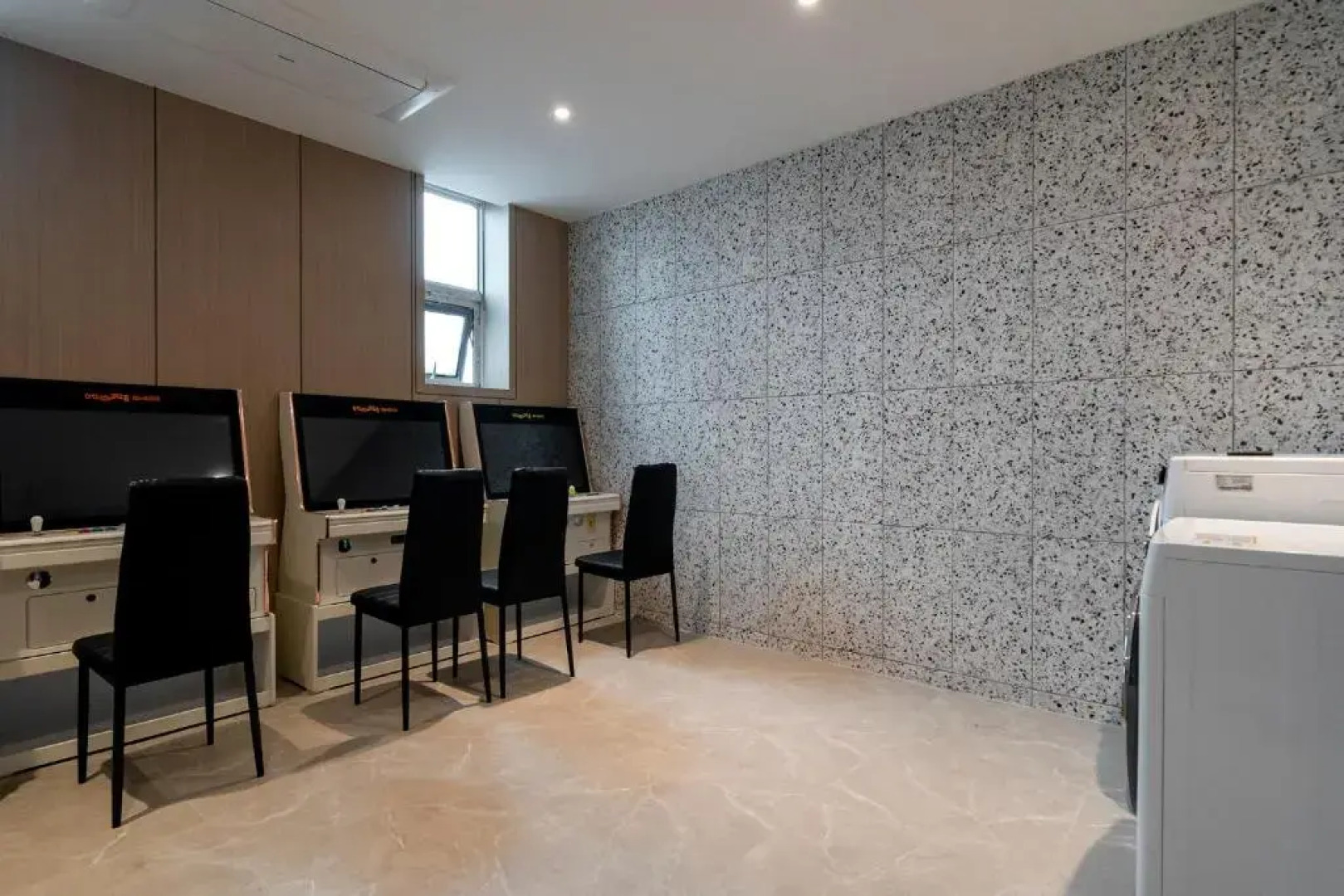 Brown Dot Hotel Chungju City Hall