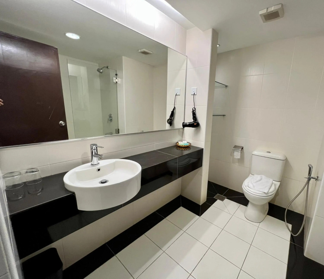 Hotel YT Midtown