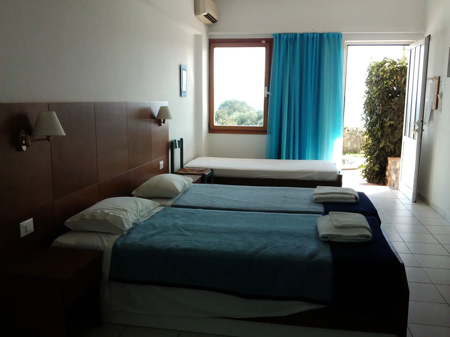 Mirabella Apartments