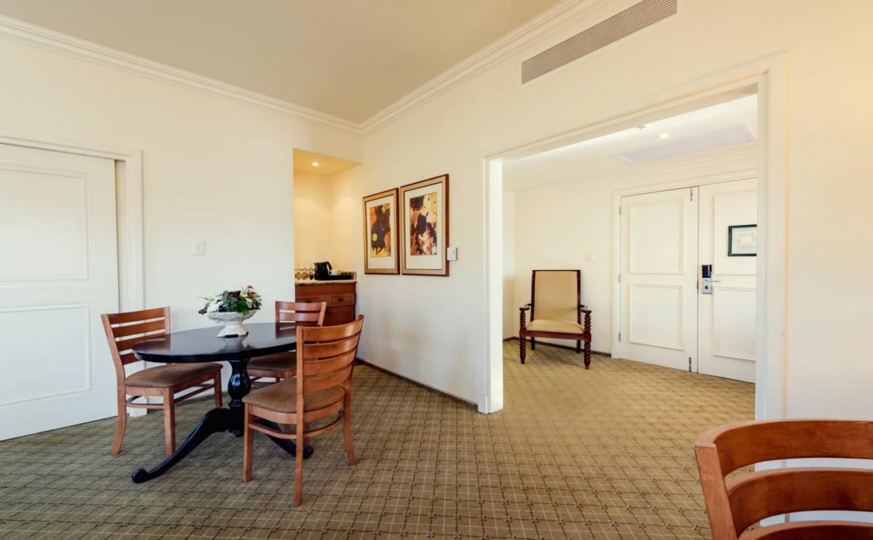 Golden Valley Lodge & Casino