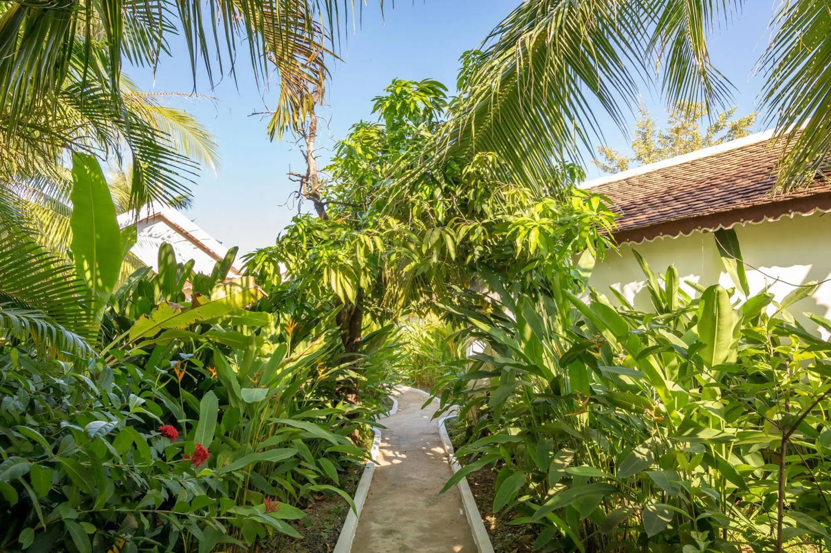 Sambor Village Hotel