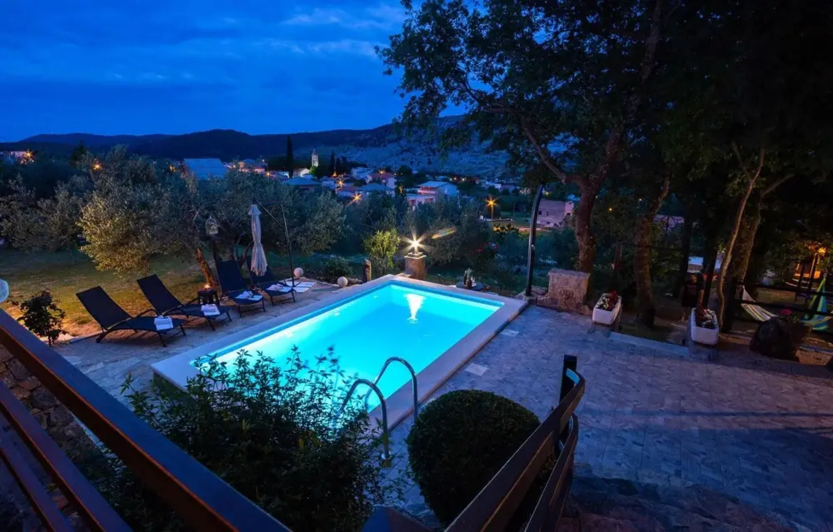 Beautiful Home in Srinjine With Wifi and 3 Bedrooms