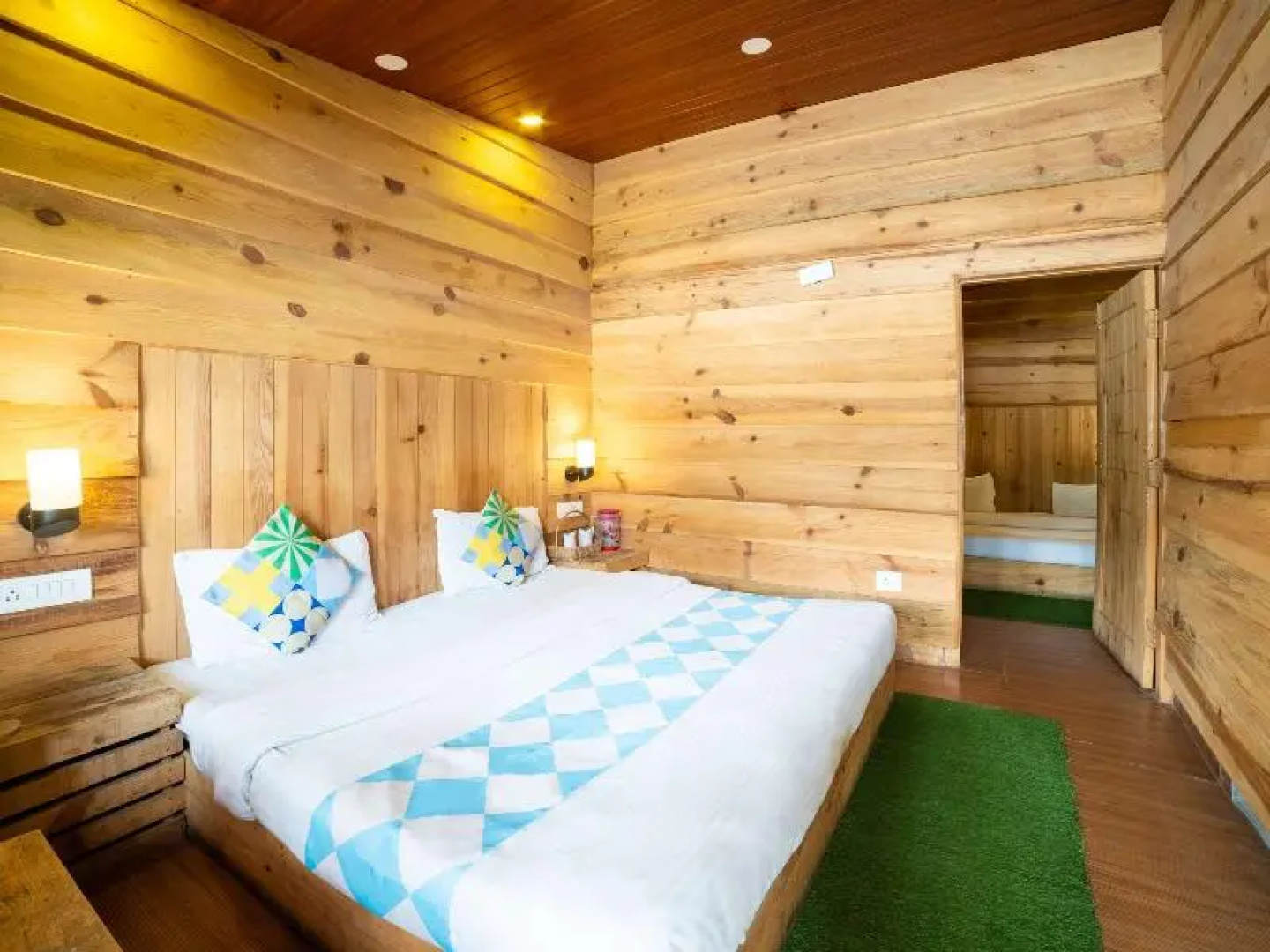 OYO Home 81069 Wodden Stays