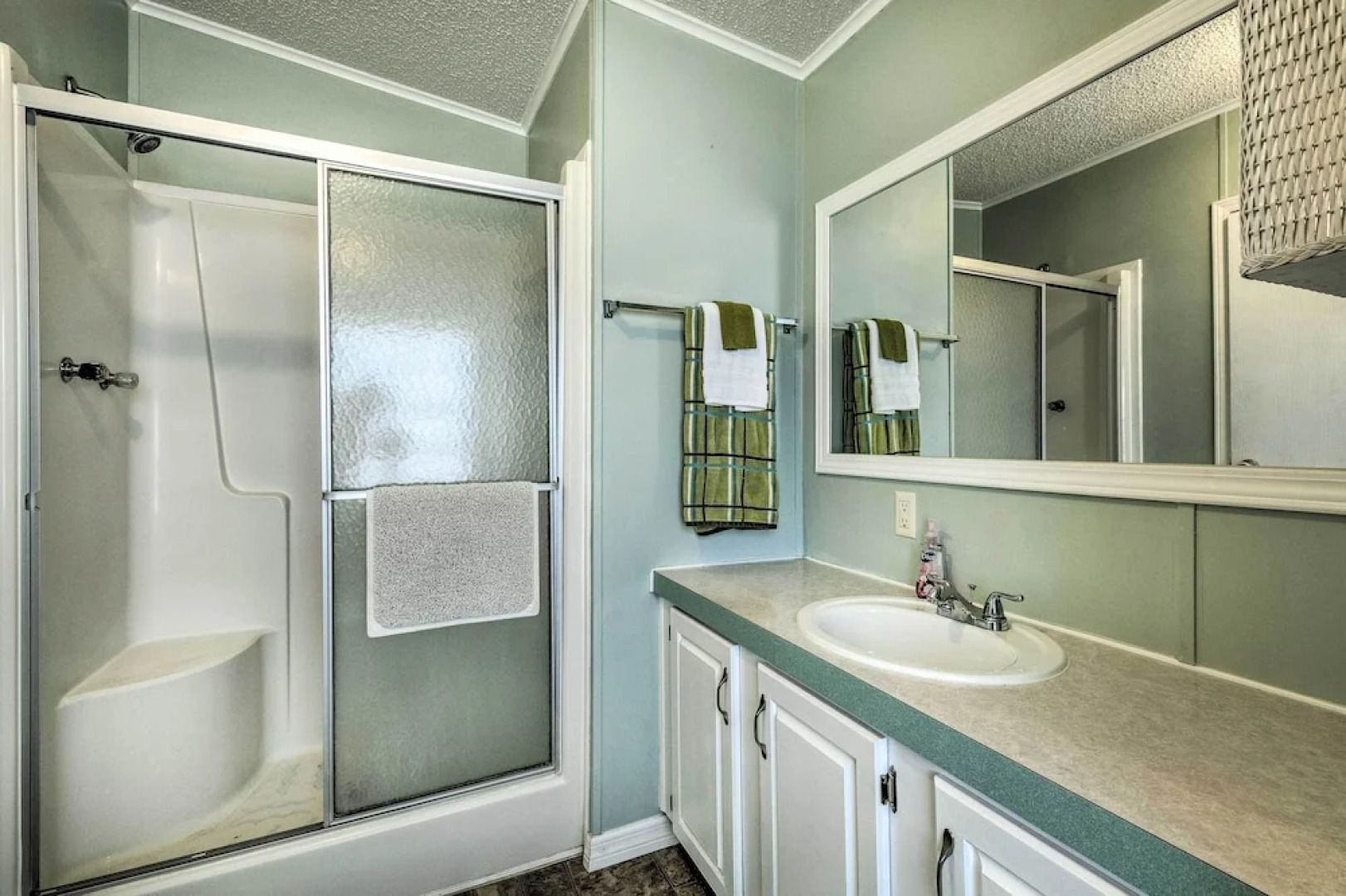 Angler's Getaway: Homosassa Home w/ Boat Dock!