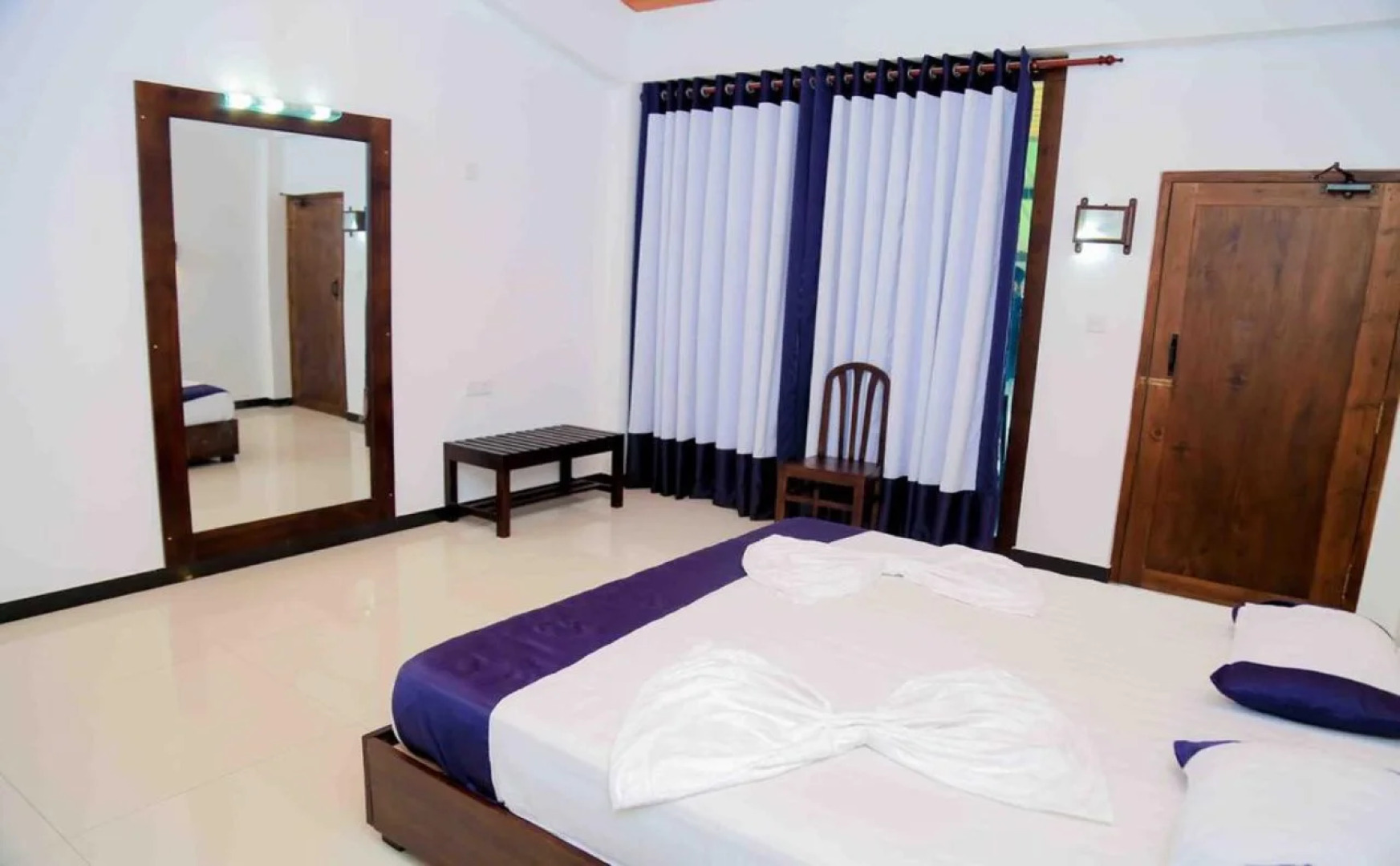 Gayana Hotel