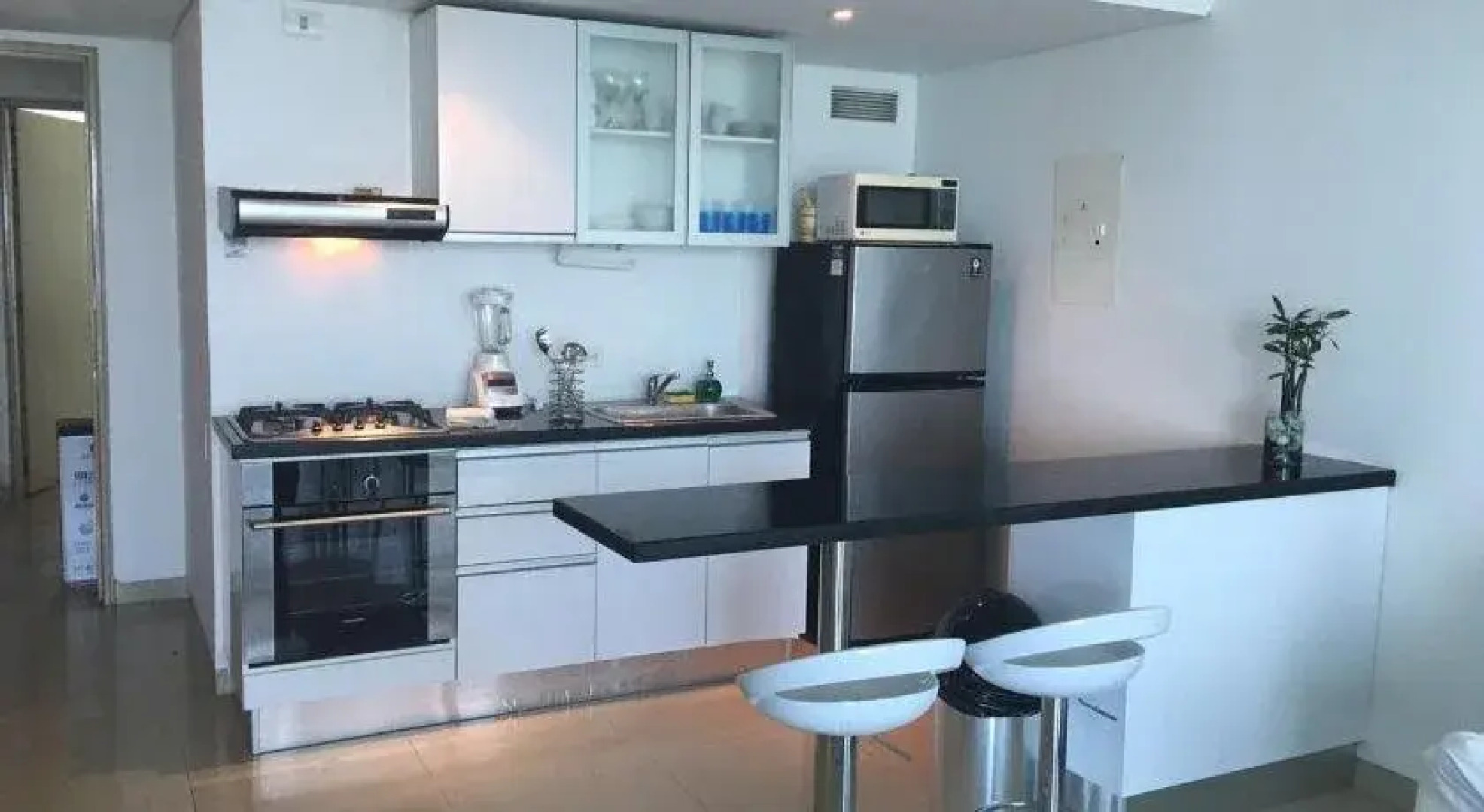 Edificio Seaway 935 ( Hotel Sonesta)