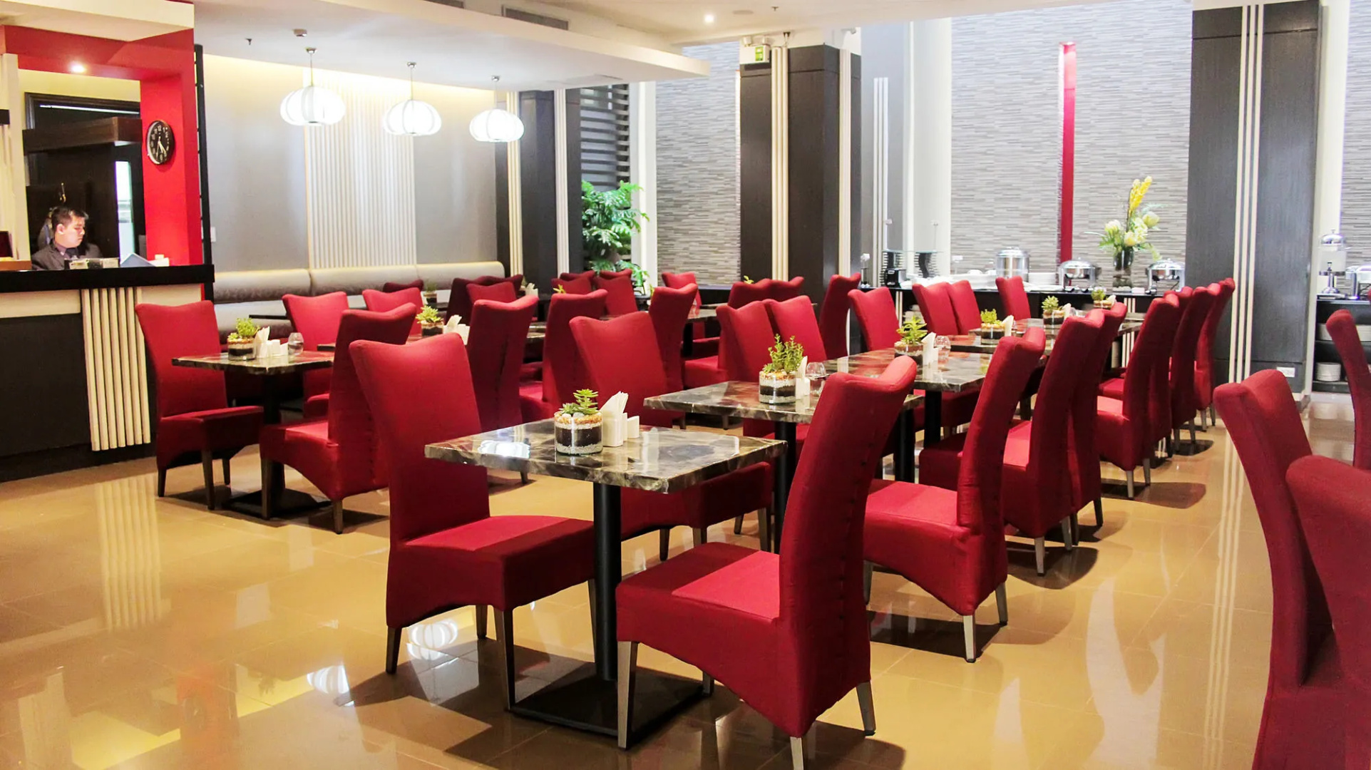 Brentwood Suites