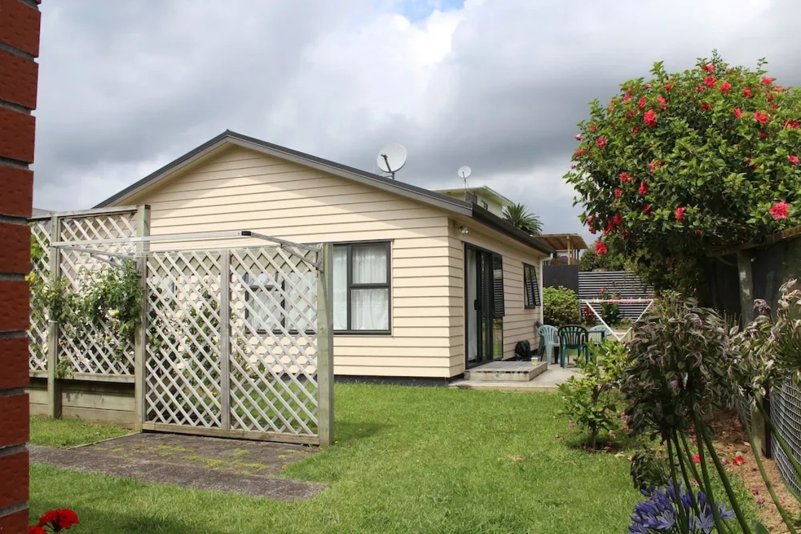 Our Beach House - Raglan West