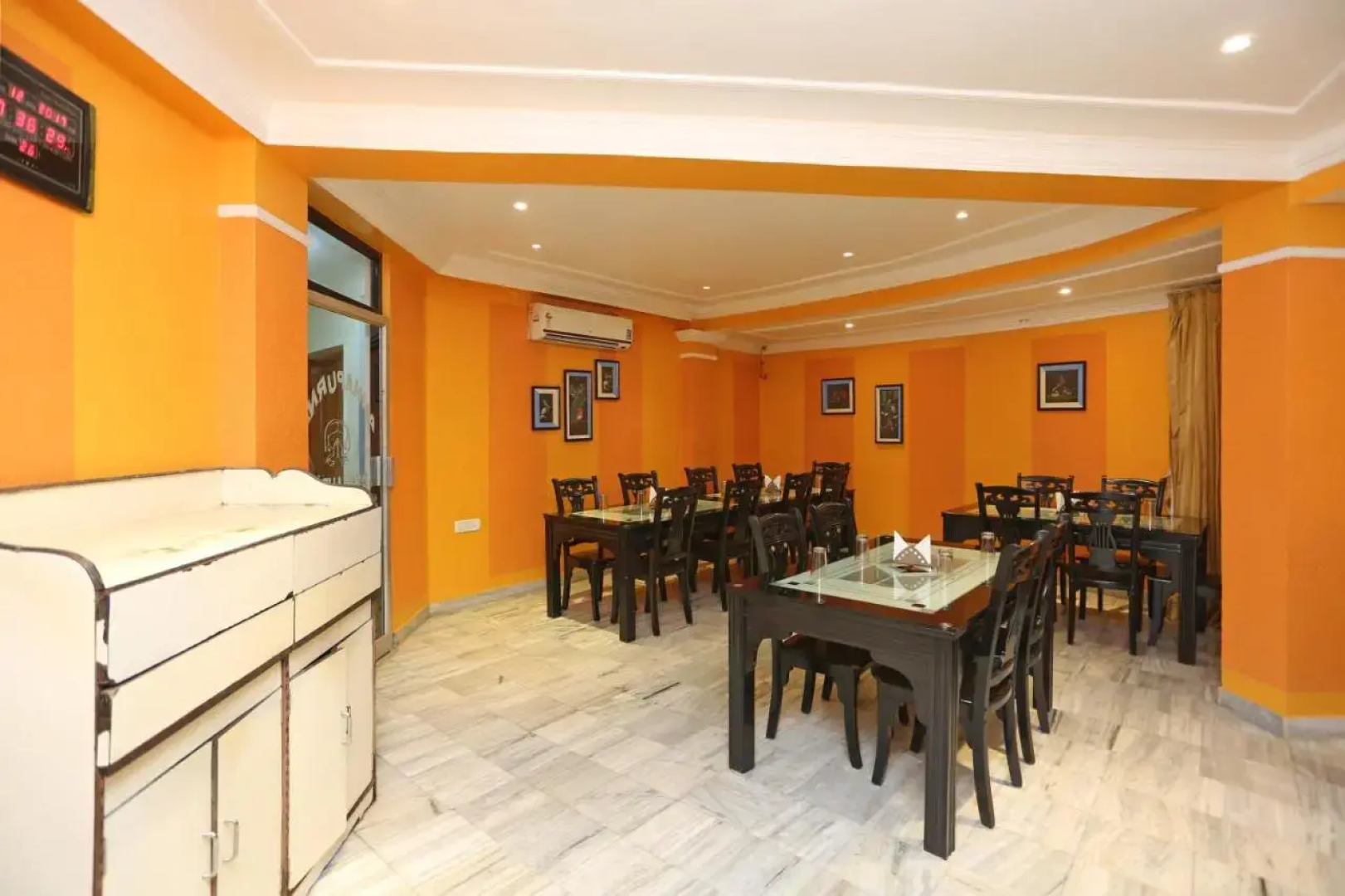 Hotel Niladri Premium