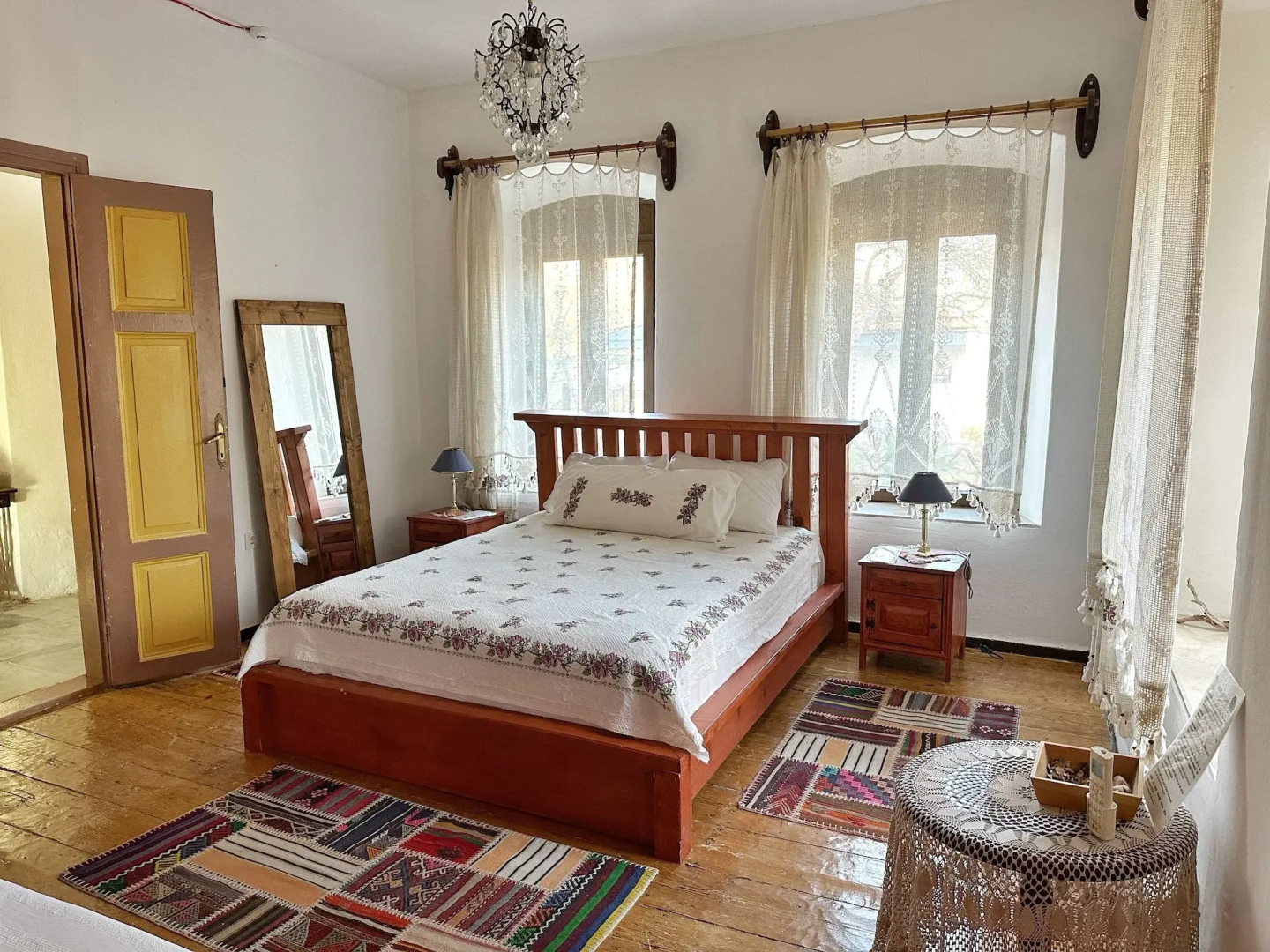Saklı Konak