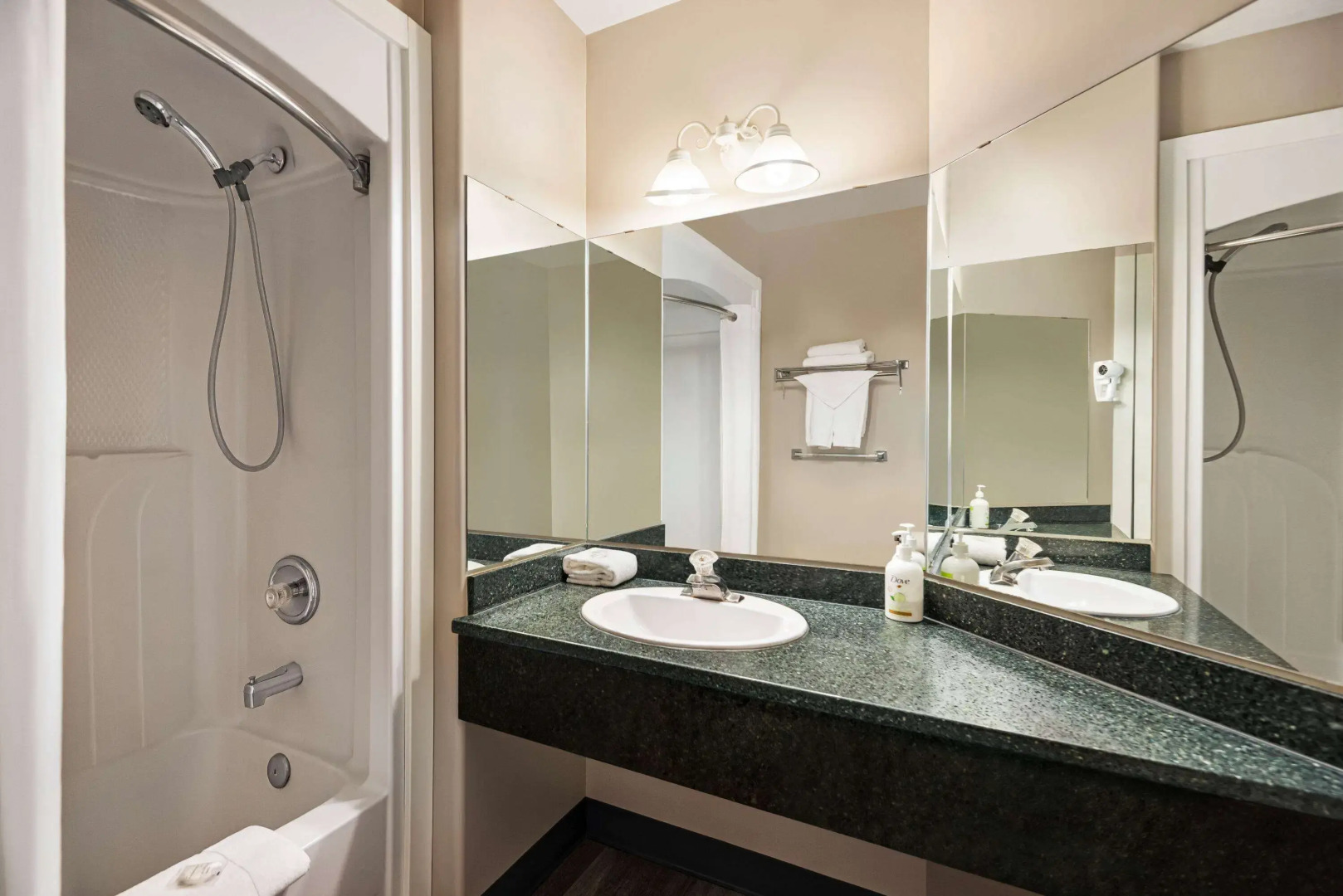 Baymont by Wyndham Hinton