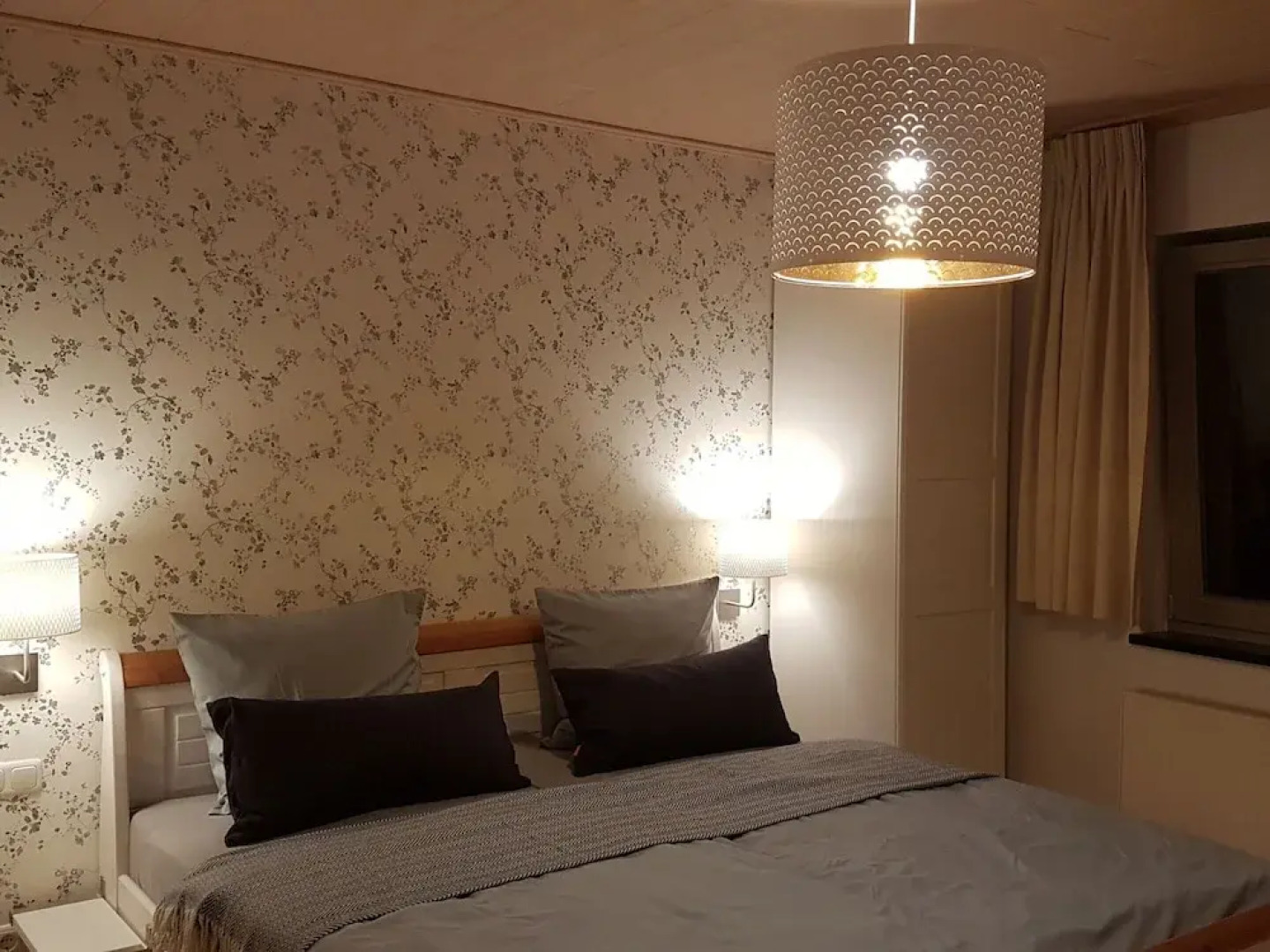 Luxurious Farmhouse Near the ski Area