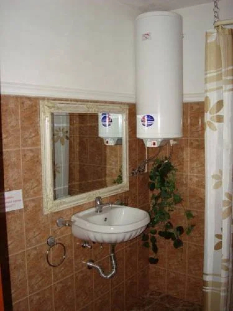 Hotel Deloni