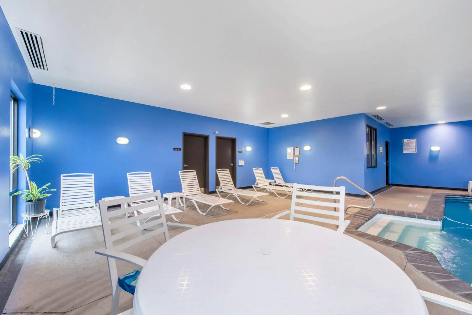 Comfort Suites Altoona North