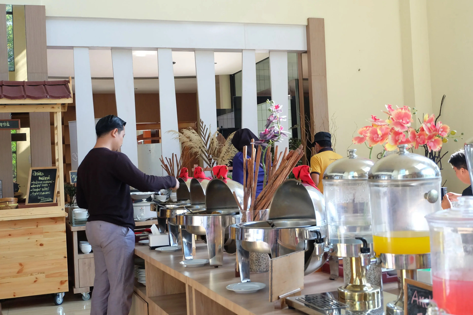 Kartika Abadi Hotel & Restaurant