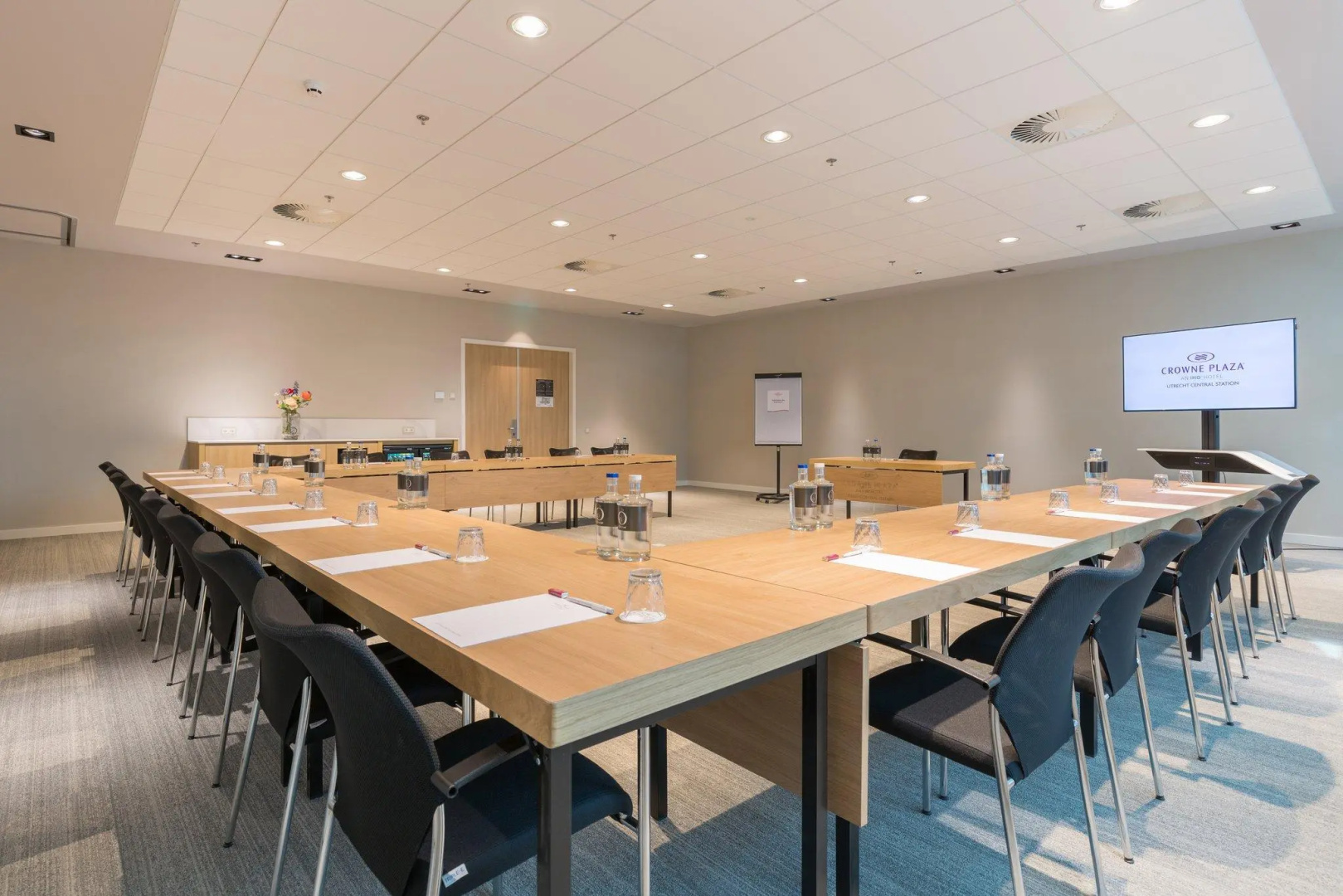Crowne Plaza Utrecht - Central Station by IHG