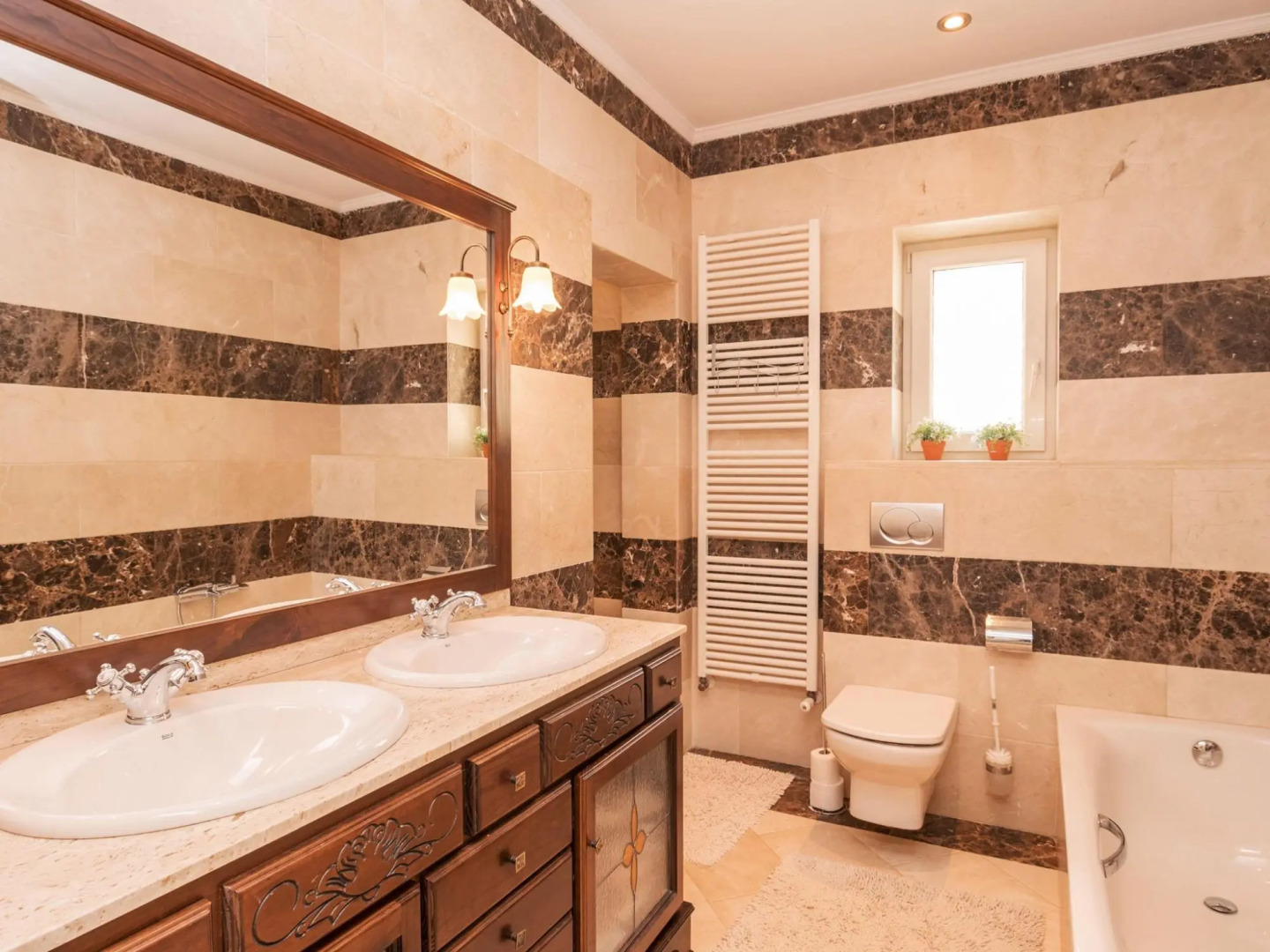 Serene Holiday Home in Callosa d' Ensarria with Private Pool