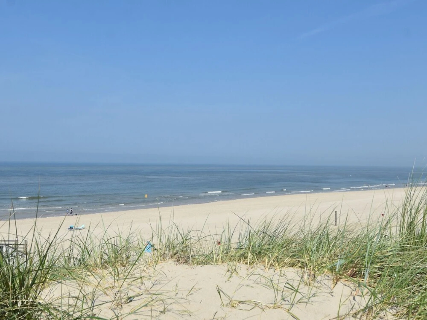 Spacious 2-person apartment on the coast of Noord-Holland province