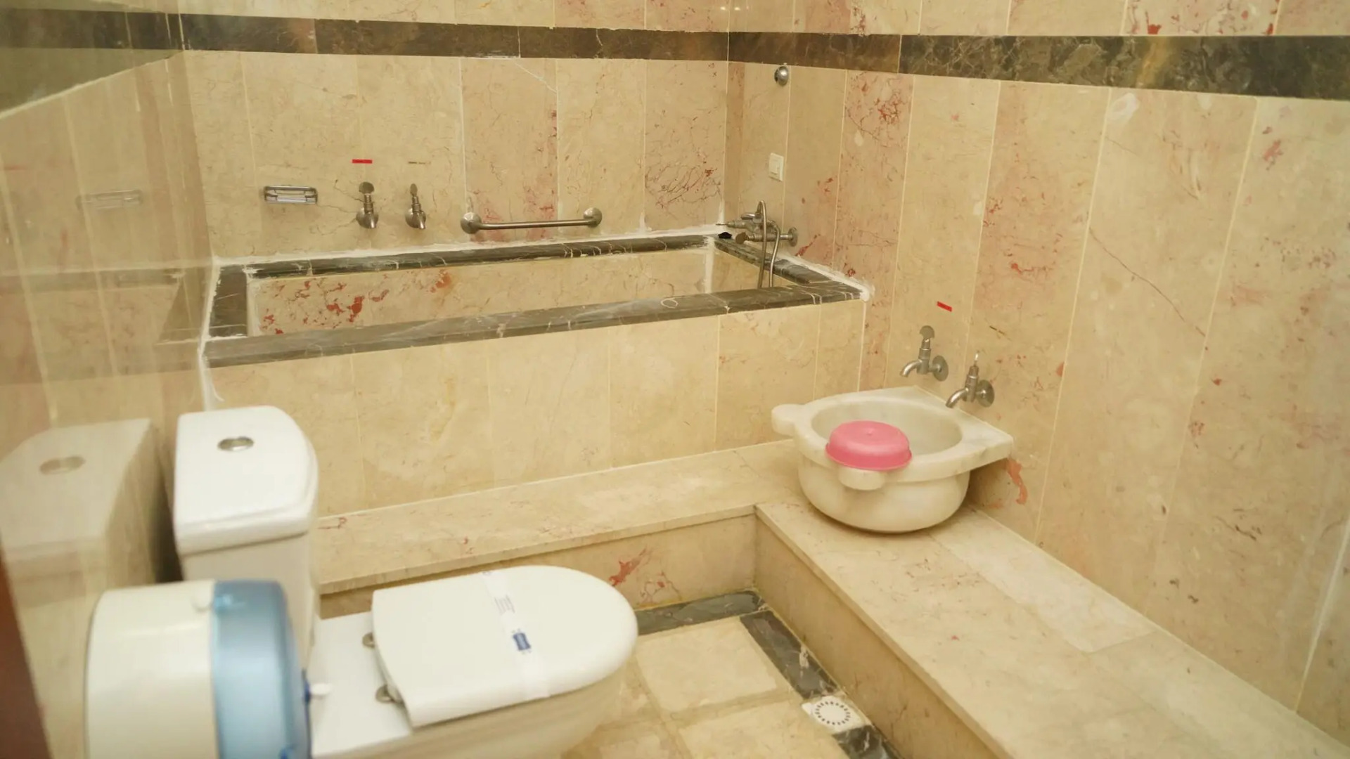 Afrodit Termal Hotel / Gure