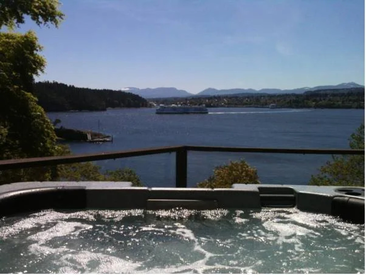 Stephenson Point Seaside Bed And Breakfast