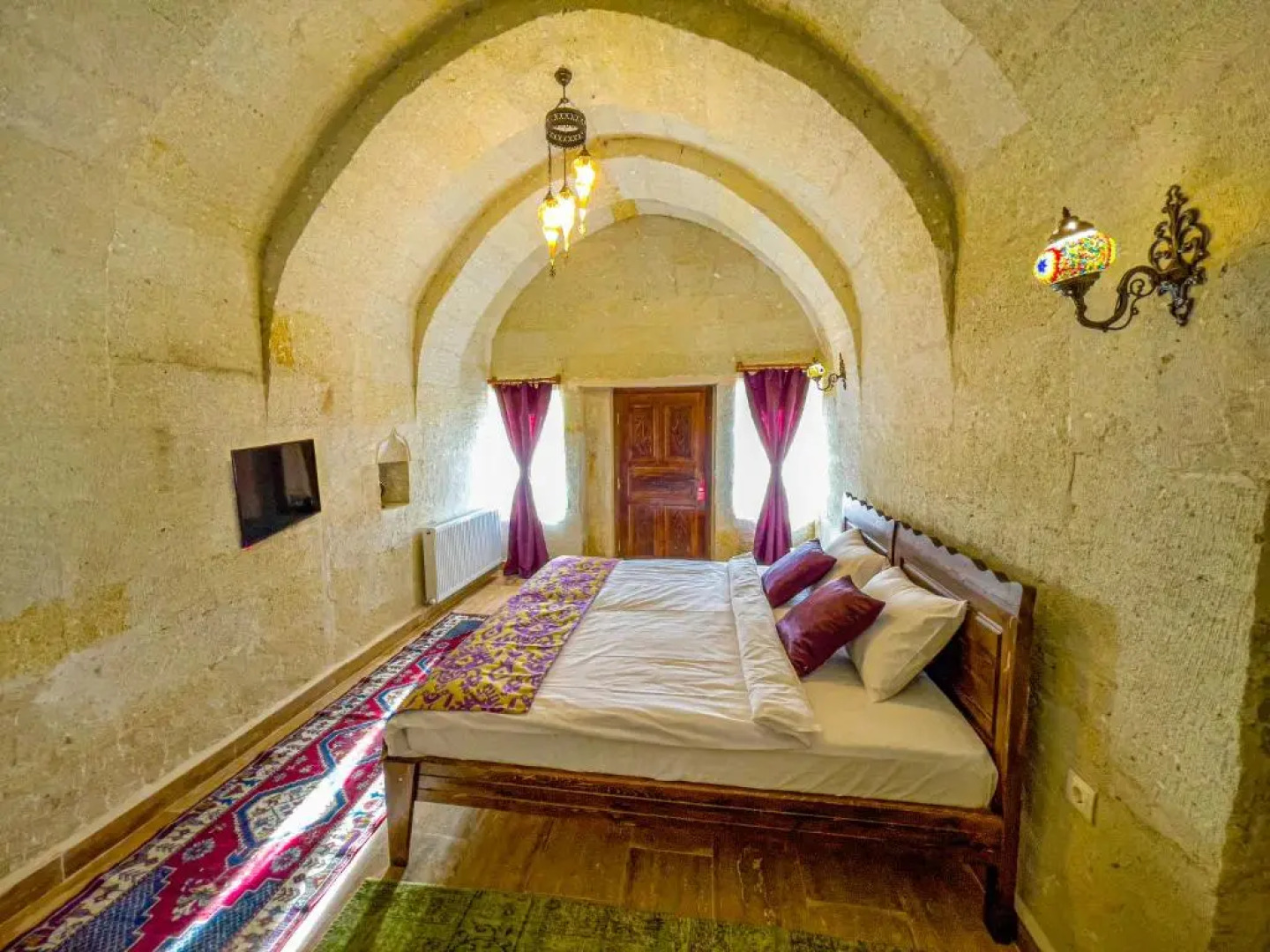 Heritage Cave Inn Hotel