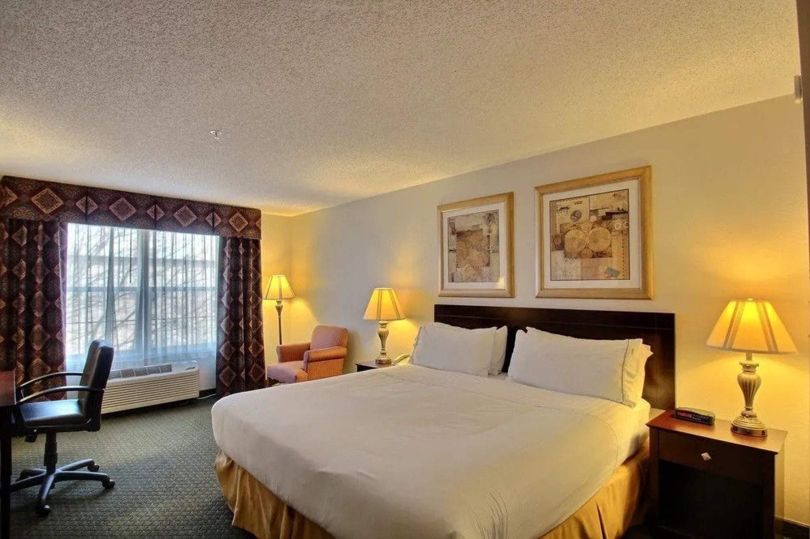 Holiday Inn Express Hotel & Suites Oshkosh Stateroute 41