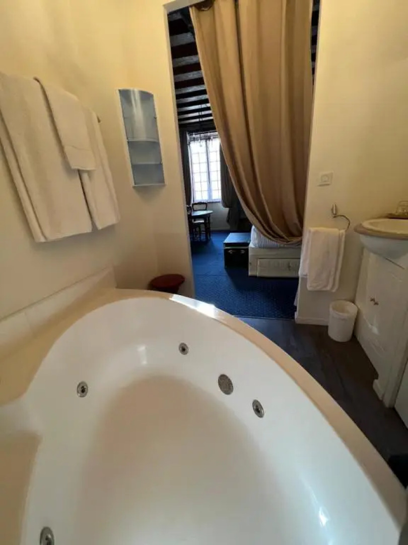 Maison d'Alienor - Gîtes