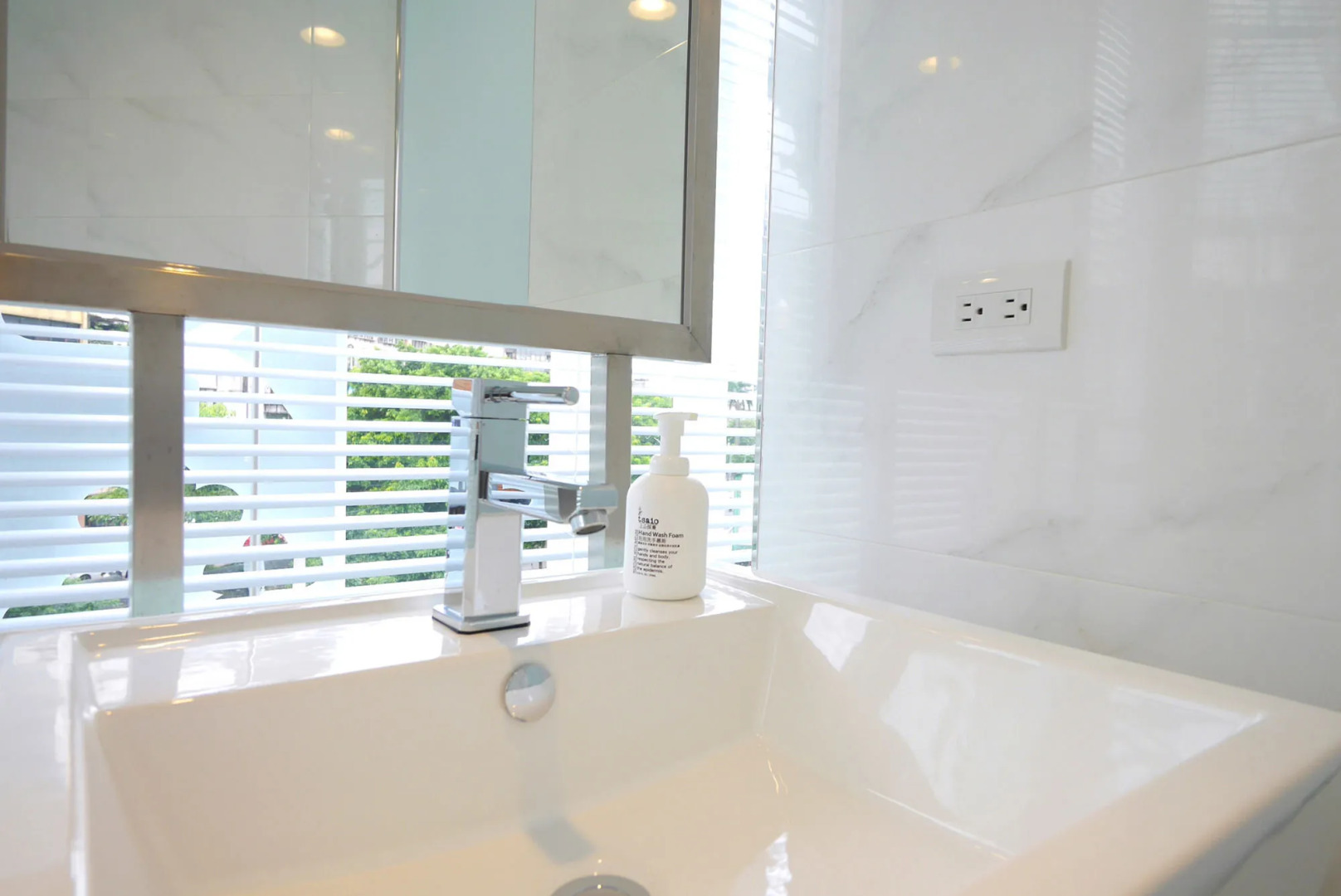 SSBHotel - Shin Sei Bashi