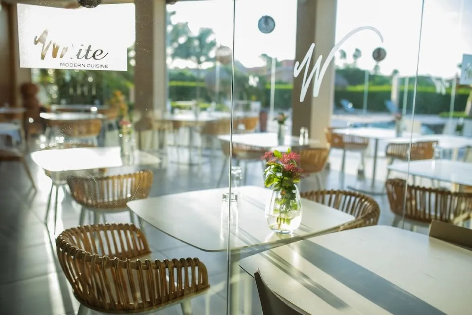 Gold Coast Luxurious and Stylish Condo