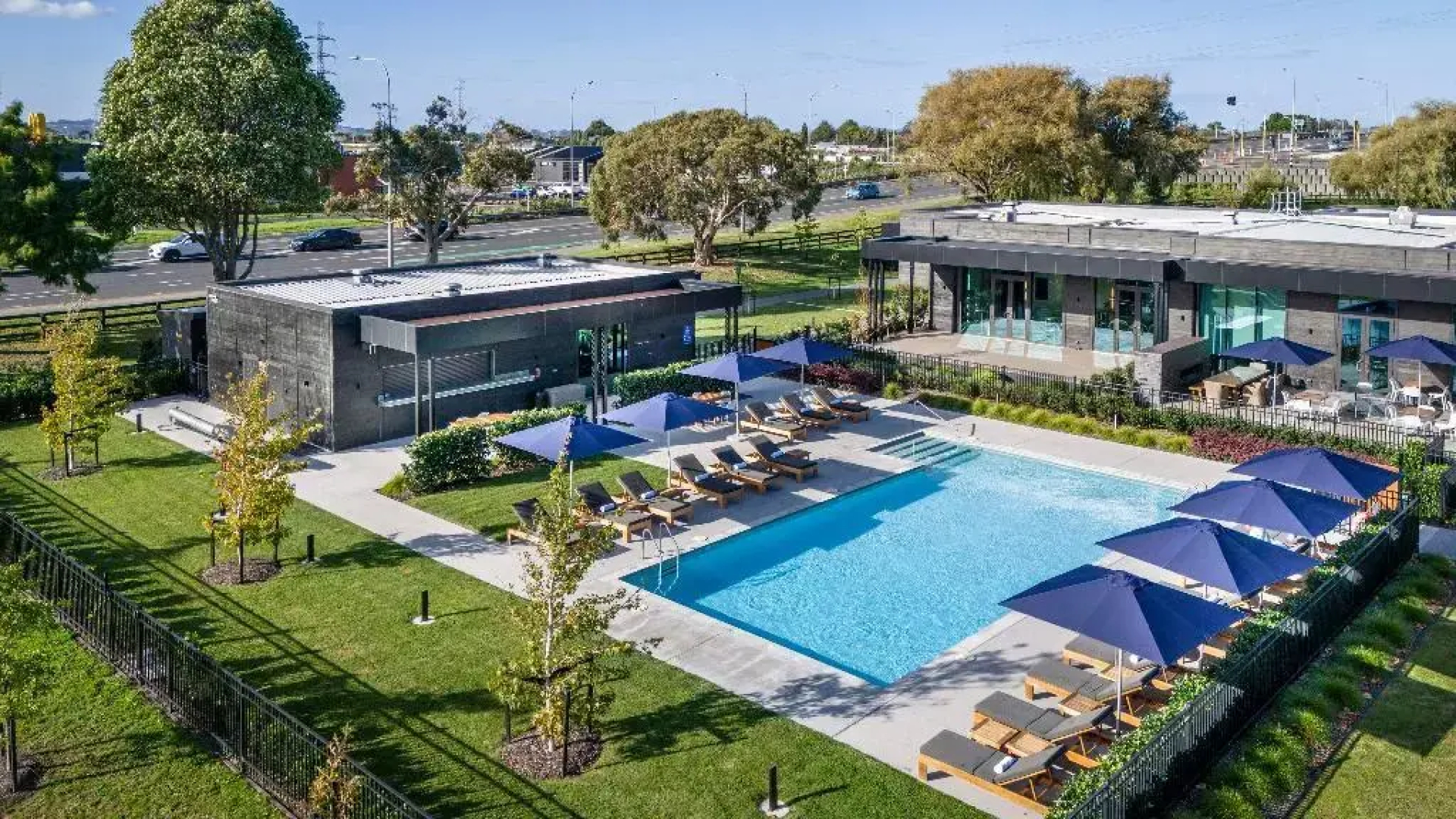 DoubleTree by Hilton Auckland Karaka