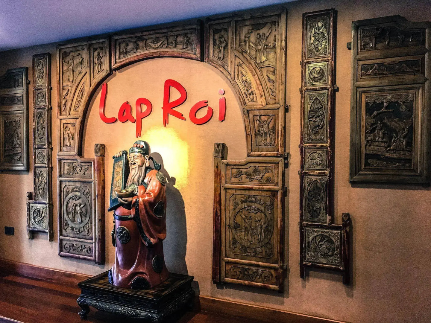 Lap Roi Karon Beachfront