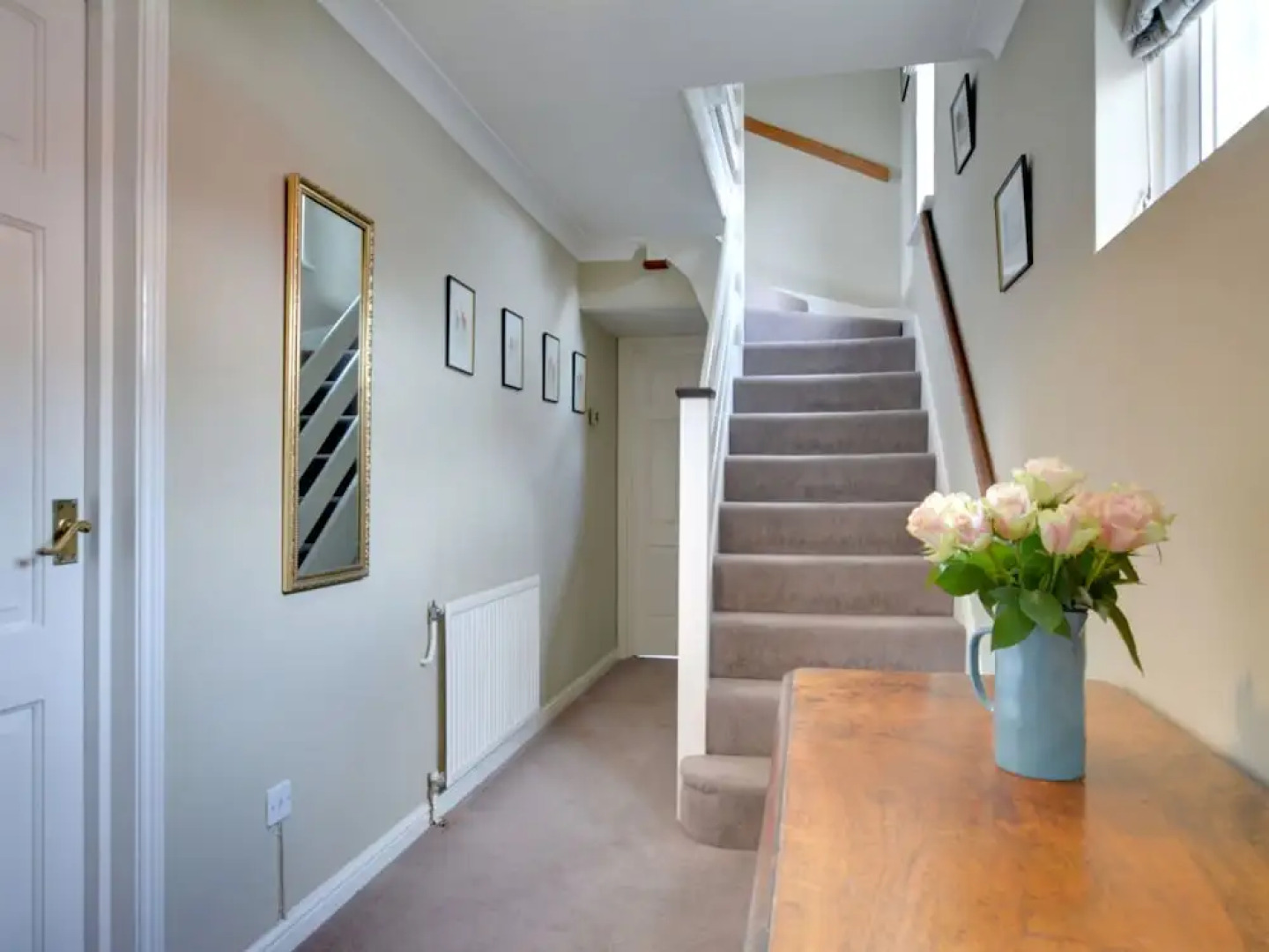 Spacious Apartment in the Port City of Sandwich With the Medieval Cinque Port